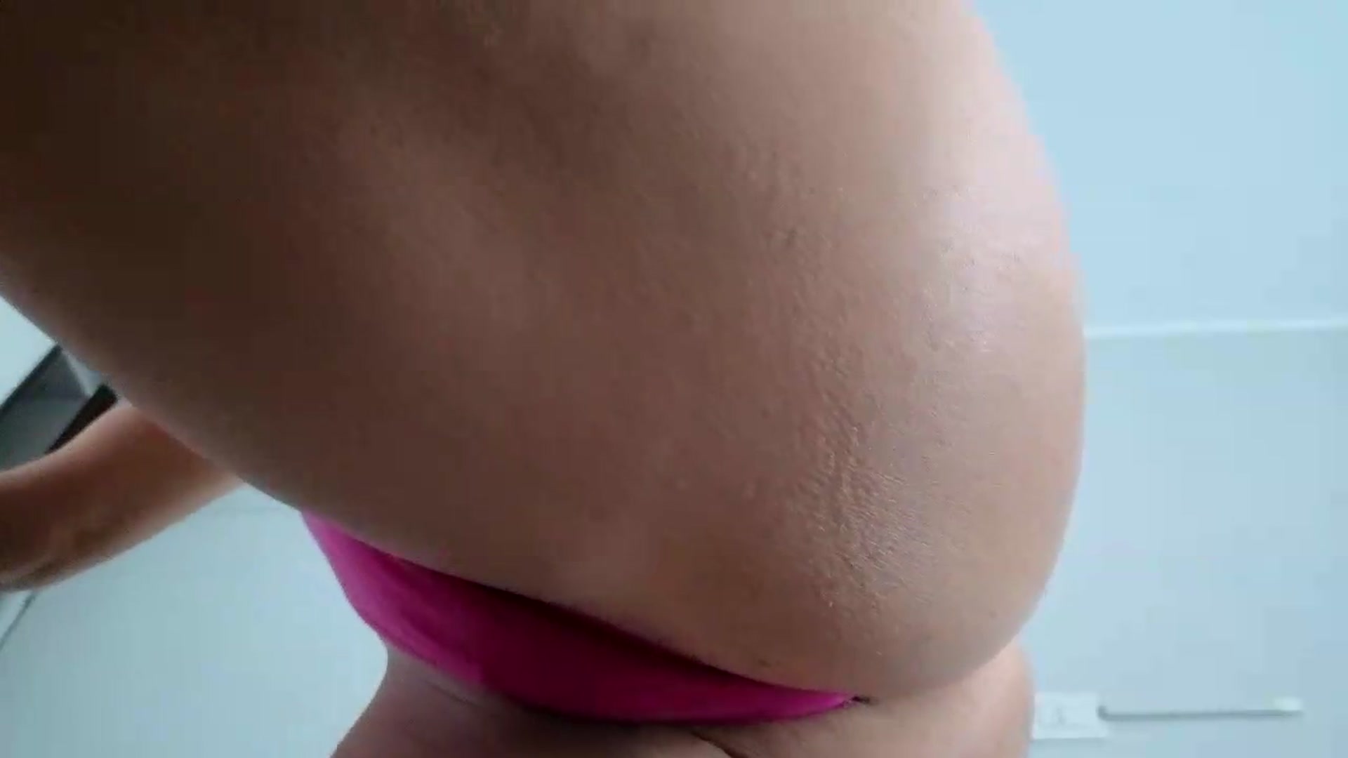 Gallery image thumbnail from ShotsPrincess's myfreecams stream on, 04/30/2026, 15:33 image 11 of 20
