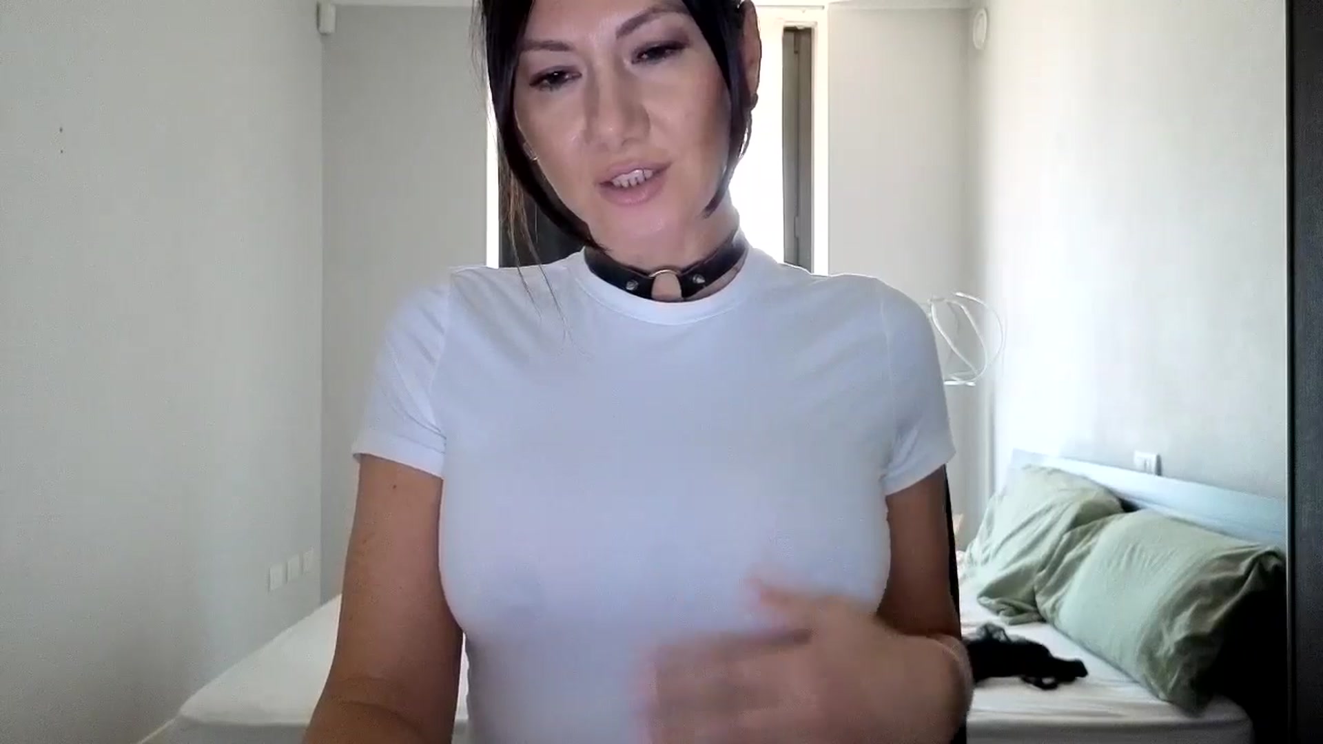 Gallery image thumbnail from ShotsPrincess's myfreecams stream on, 05/09/2026, 10:13 image 16 of 20