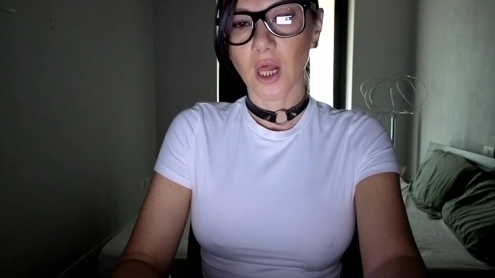 Gallery image thumbnail from ShotsPrincess's myfreecams stream on, 05/10/2026, 07:16 image 6 of 20