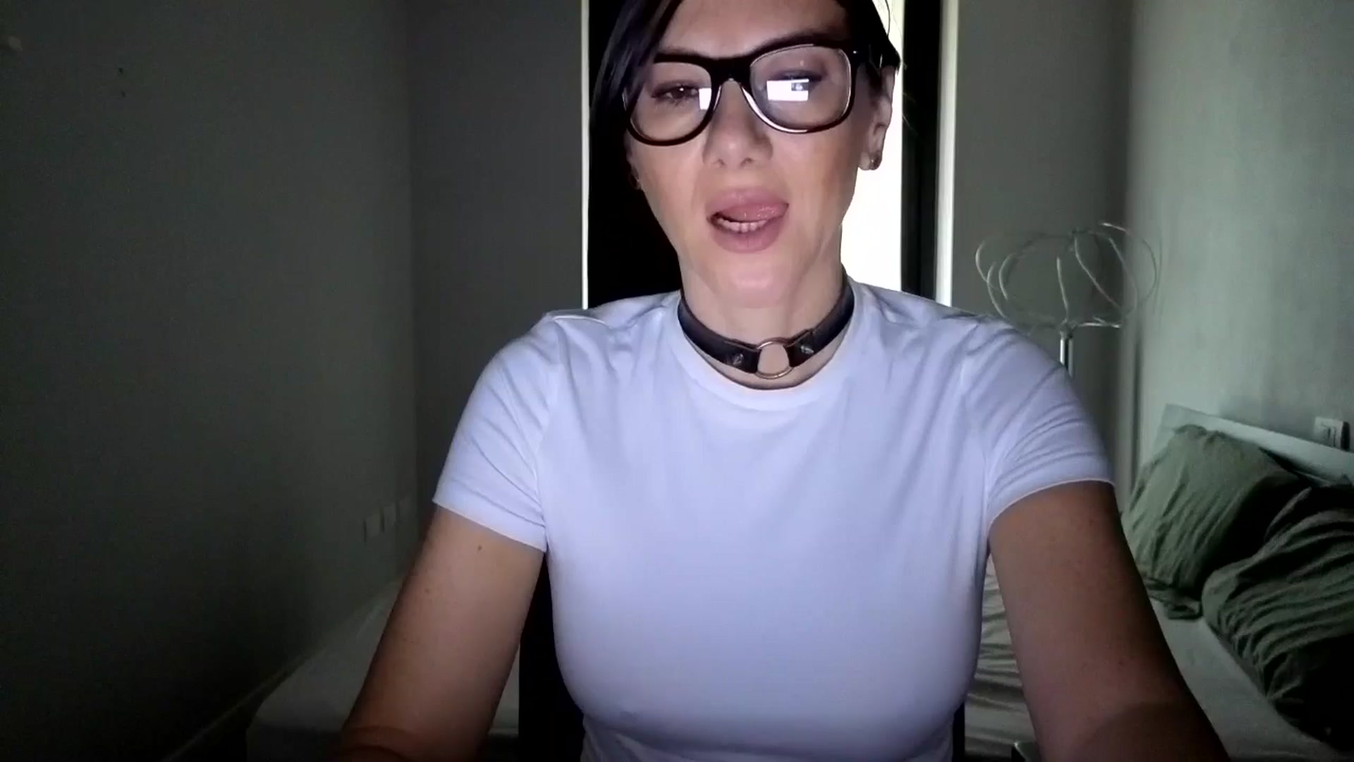 Gallery image thumbnail from ShotsPrincess's myfreecams stream on, 05/10/2026, 07:16 image 5 of 20