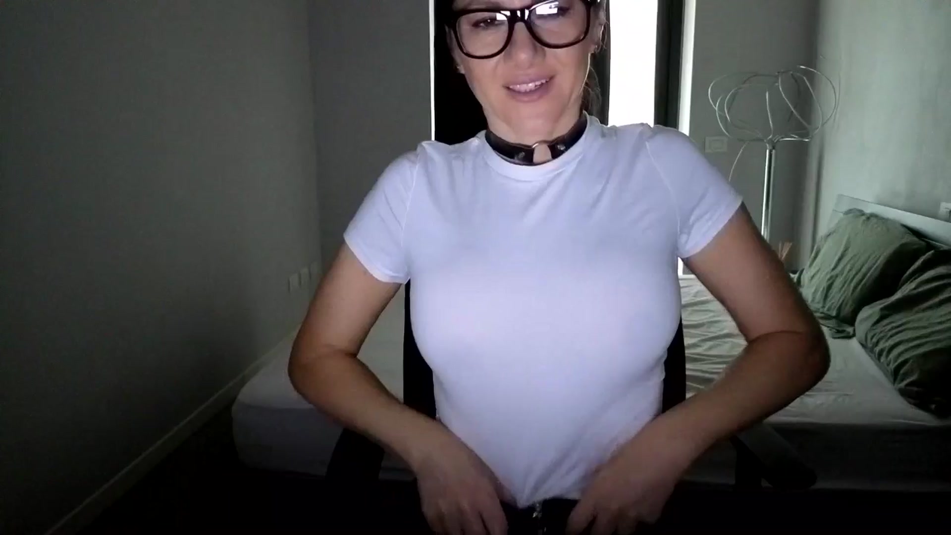 Gallery image thumbnail from ShotsPrincess's myfreecams stream on, 05/10/2026, 07:16 image 4 of 20
