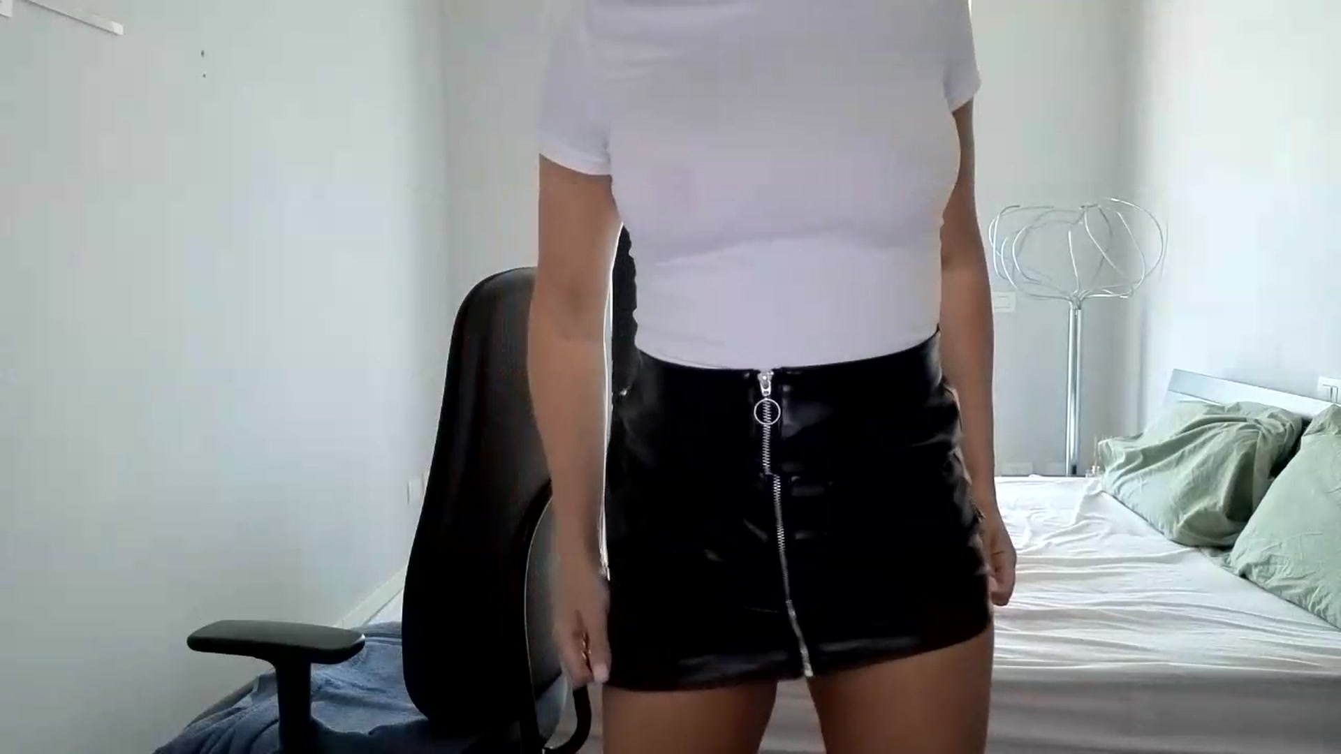 Gallery image thumbnail from ShotsPrincess's myfreecams stream on, 05/13/2026, 15:20 image 19 of 20