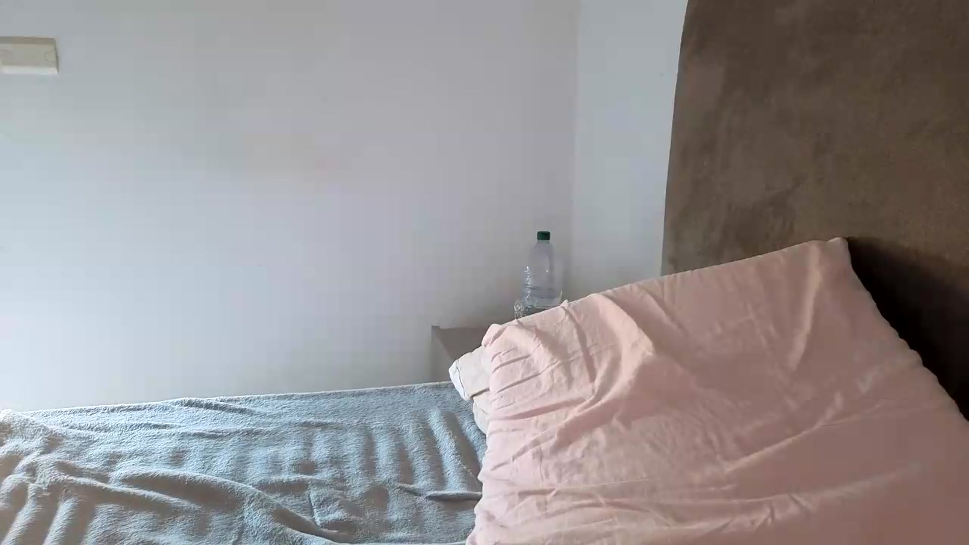 Gallery image thumbnail from ShotsPrincess's myfreecams stream on, 07/24/2026, 14:35 image 4 of 20
