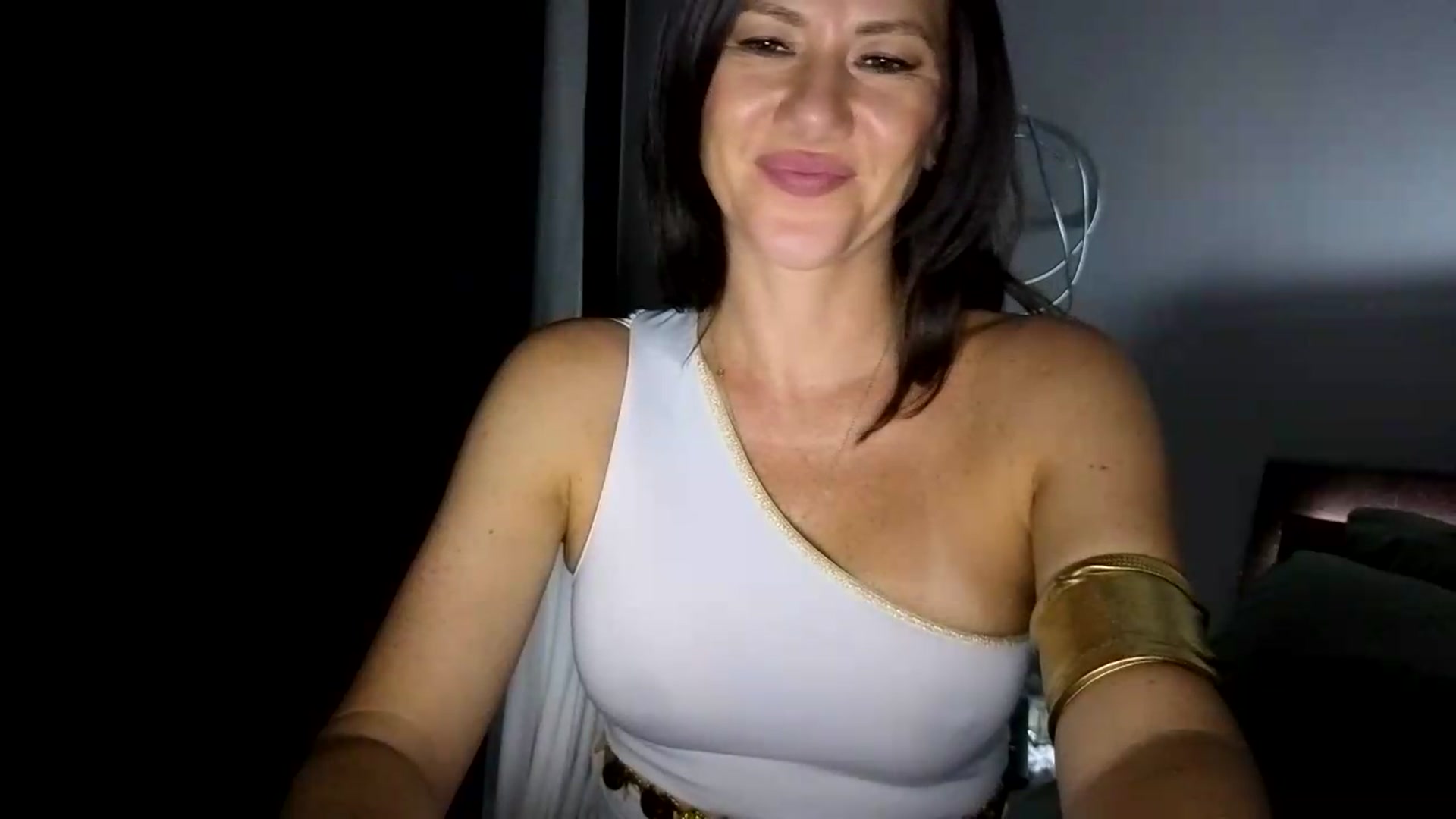 Gallery image thumbnail from ShotsPrincess's myfreecams stream on, 08/02/2026, 01:05 image 10 of 20
