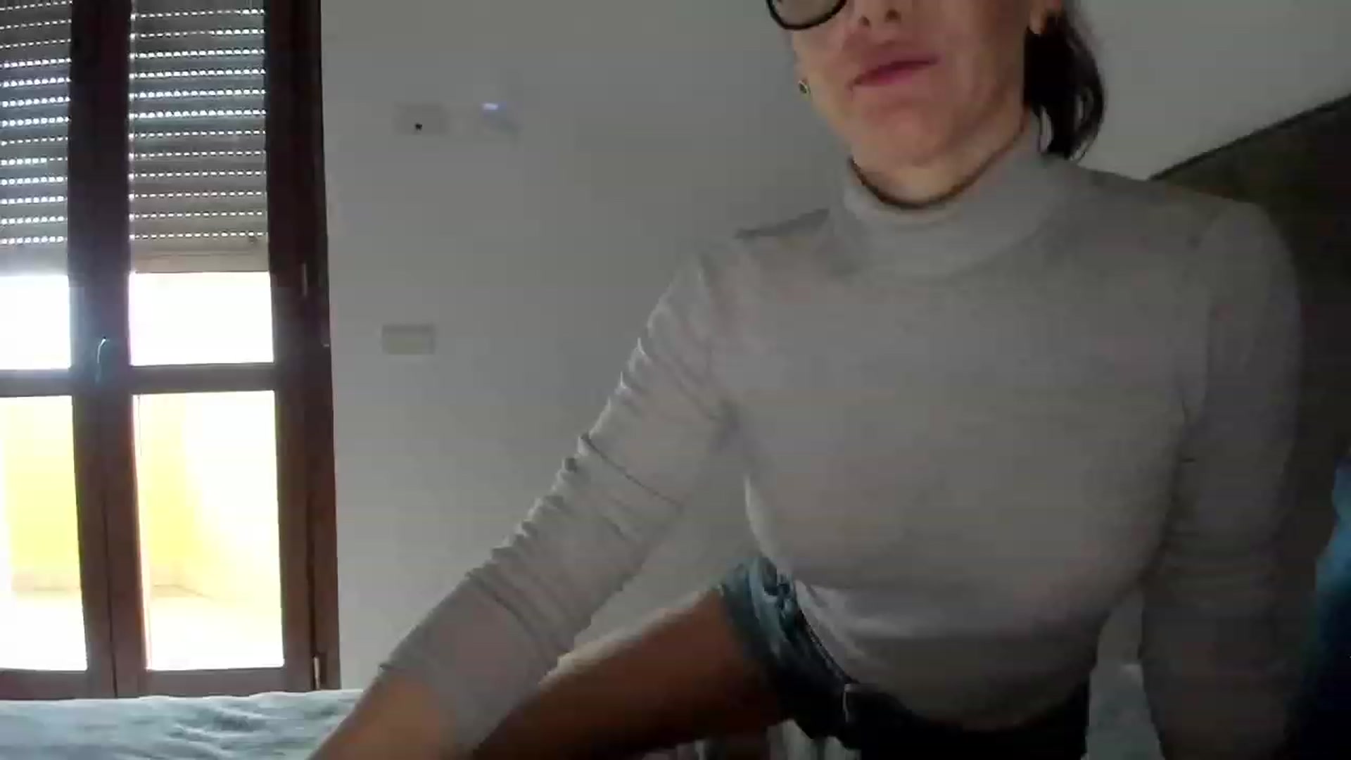 Gallery image thumbnail from Shots_Nd_Legs's myfreecams stream on, 11/30/2023, 12:01 image 1 of 20