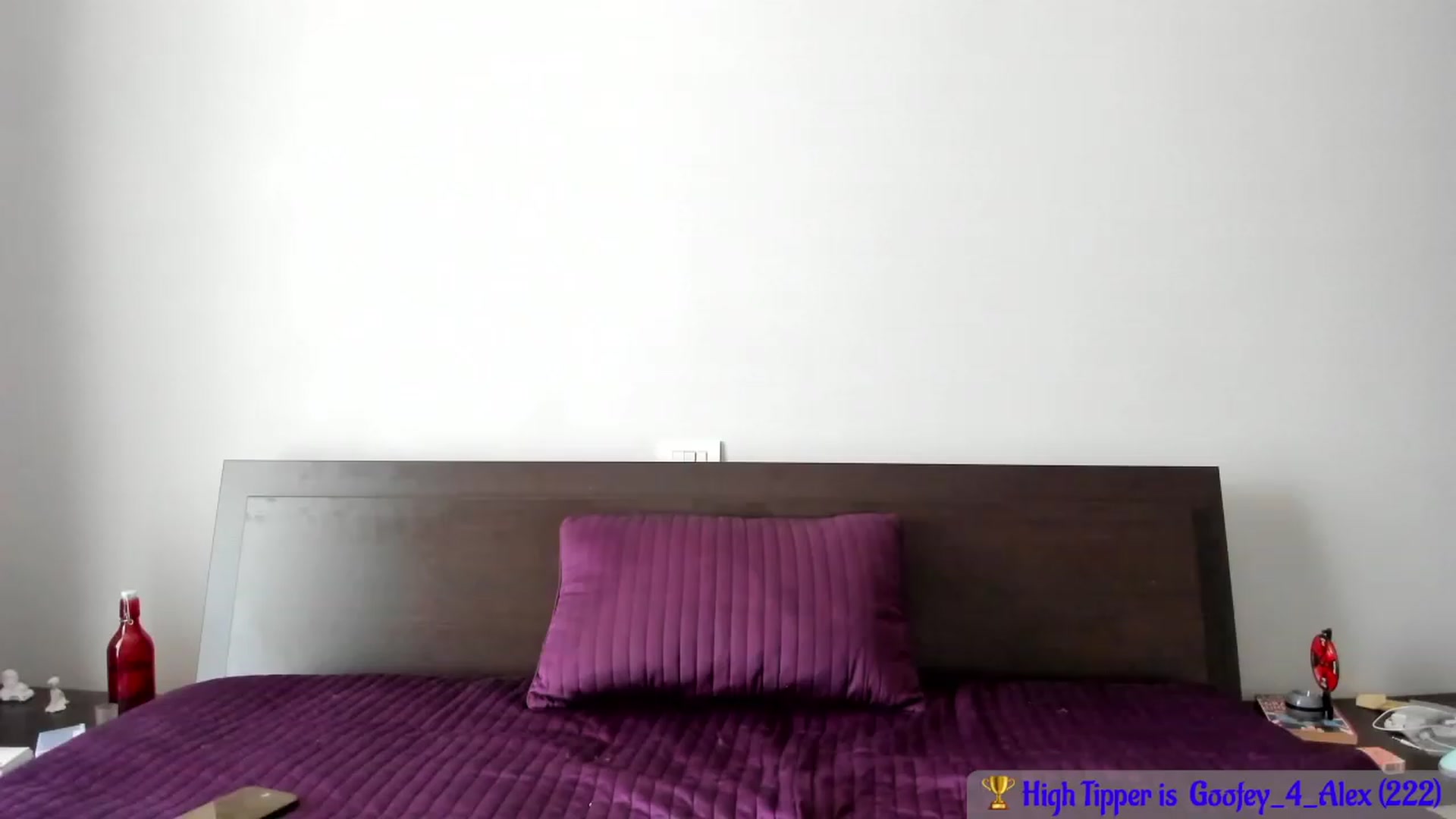 Gallery image thumbnail from Shots_Nd_Legs's myfreecams stream on, 02/05/2024, 15:35 image 3 of 20