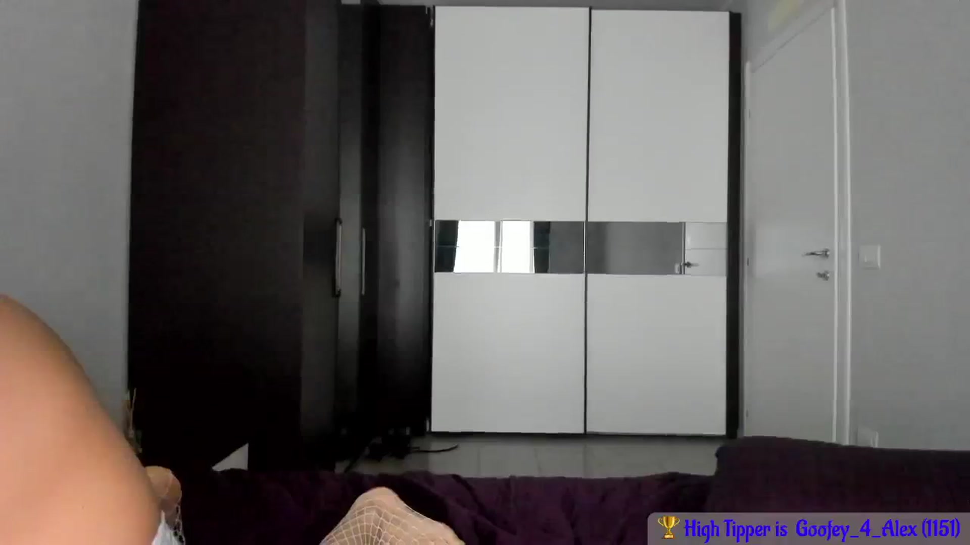 Gallery image thumbnail from Shots_Nd_Legs's myfreecams stream on, 02/09/2024, 13:40 image 18 of 20