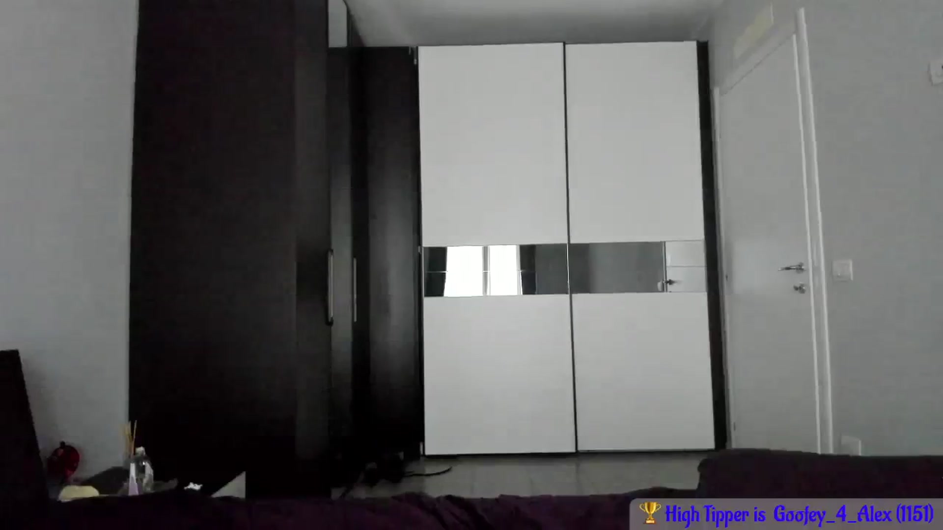 Gallery image thumbnail from Shots_Nd_Legs's myfreecams stream on, 02/09/2024, 13:40 image 19 of 20