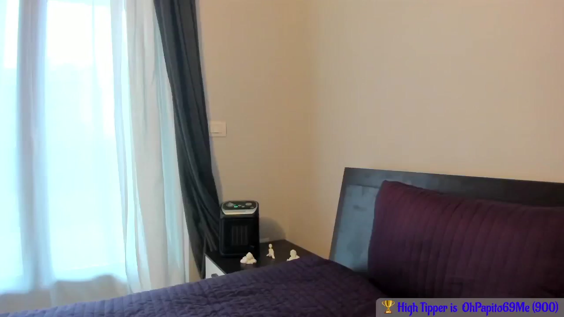 Gallery image thumbnail from Shots_Nd_Legs's myfreecams stream on, 02/26/2024, 16:45 image 7 of 20