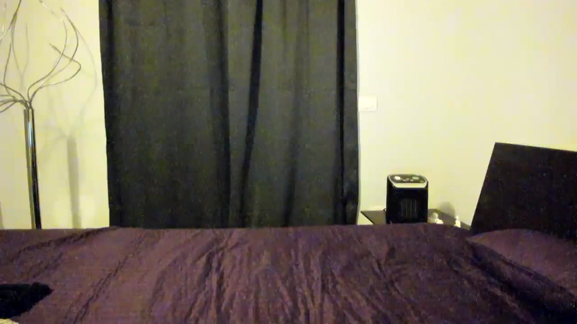 Gallery image thumbnail from Shots_Nd_Legs's myfreecams stream on, 03/29/2024, 17:35 image 2 of 20