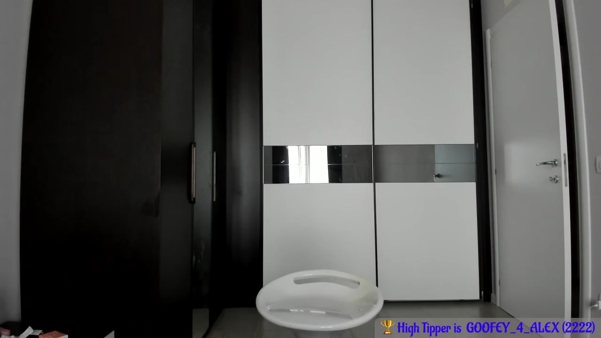 Gallery image thumbnail from Shots_Nd_Legs's myfreecams stream on, 04/05/2024, 14:52 image 2 of 20