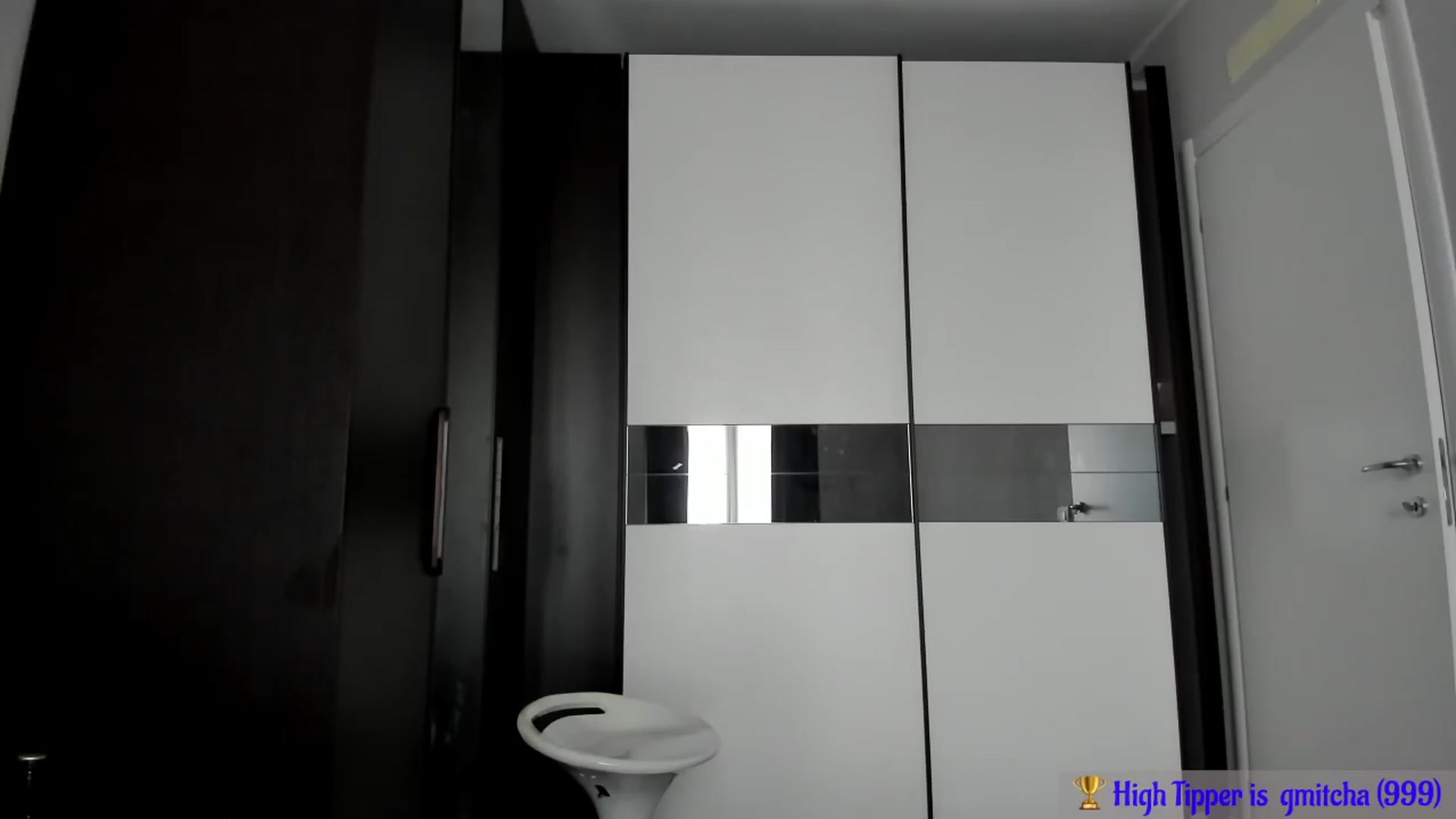 Gallery image thumbnail from Shots_Nd_Legs's myfreecams stream on, 04/08/2024, 14:10 image 10 of 20
