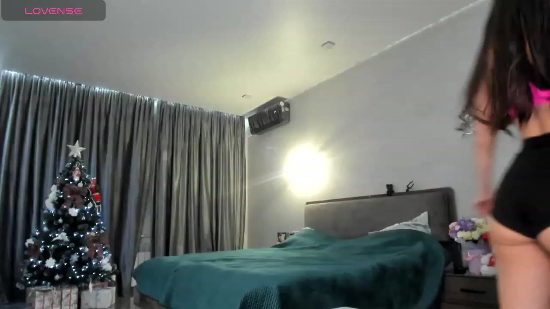 Gallery image thumbnail from ShowLuvK's myfreecams stream on, 01/03/2024, 17:06 image 4 of 20