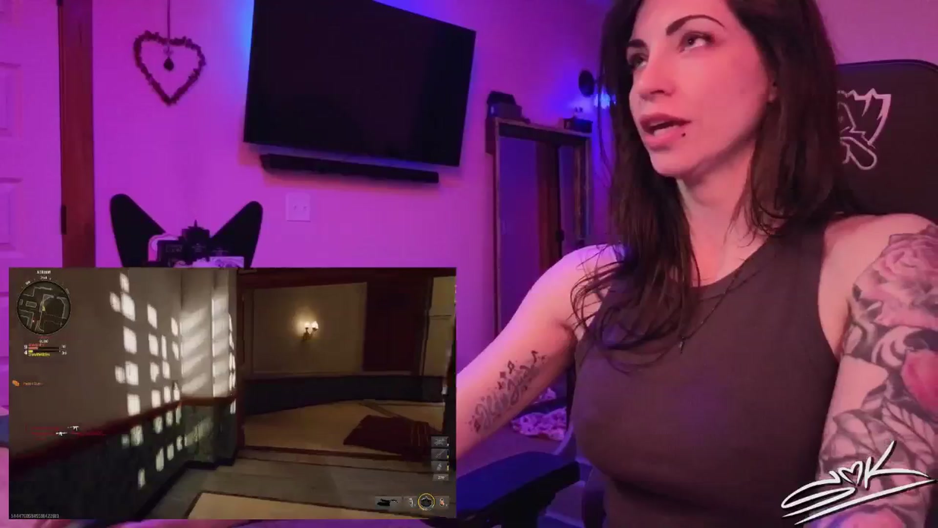 Gallery image thumbnail from ShowMeKitties's myfreecams stream on, 06/06/2025, 09:24 image 6 of 20