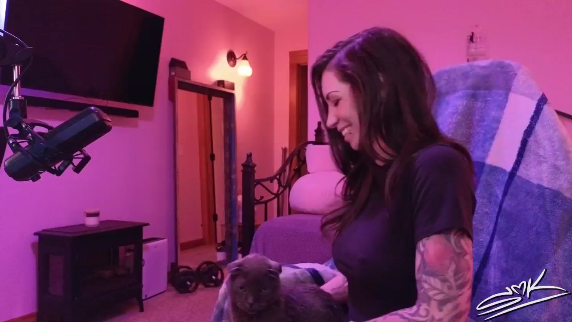 Gallery image thumbnail from ShowMeKitties's myfreecams stream on, 09/11/2025, 06:05 image 13 of 20
