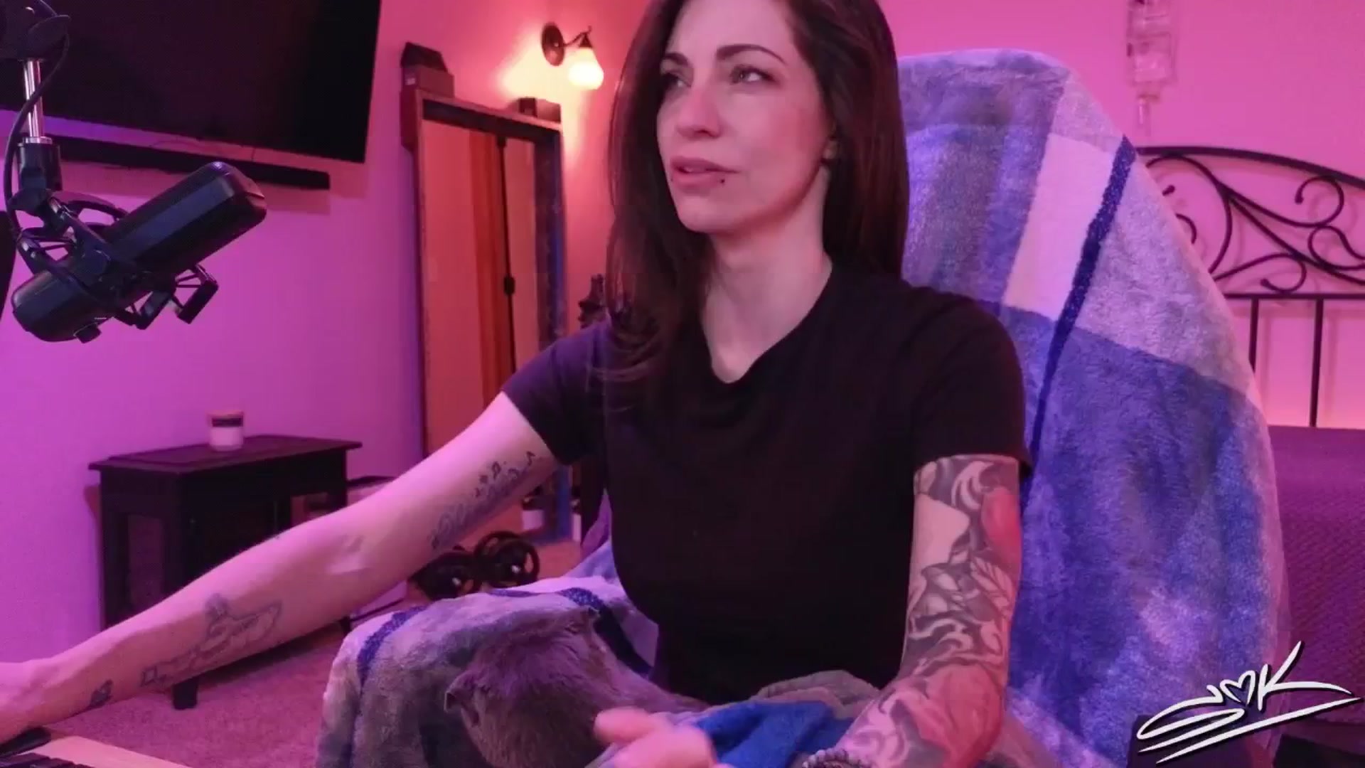 Gallery image thumbnail from ShowMeKitties's myfreecams stream on, 09/11/2025, 06:05 image 16 of 20