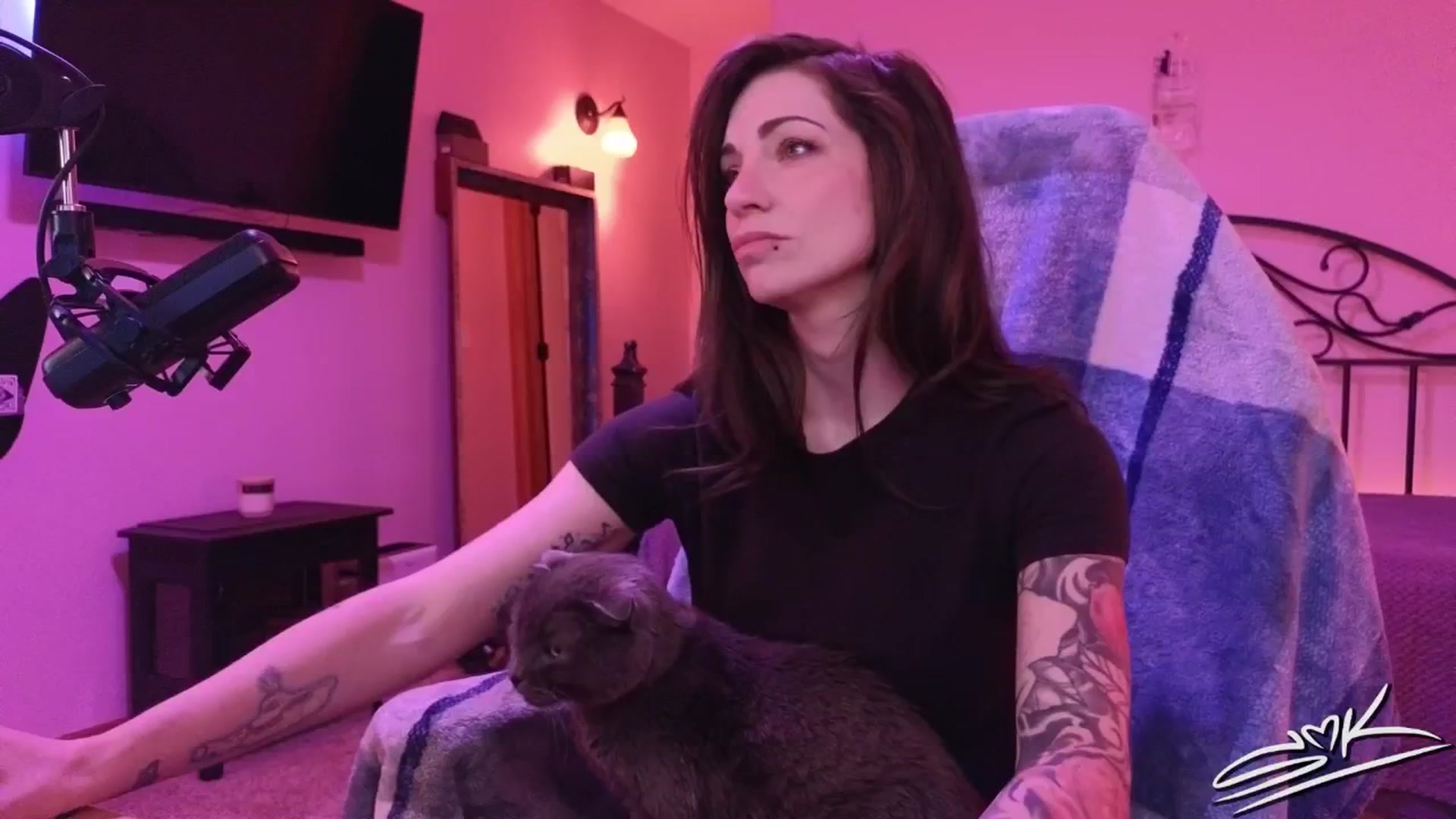 Gallery image thumbnail from ShowMeKitties's myfreecams stream on, 09/11/2025, 06:05 image 4 of 20