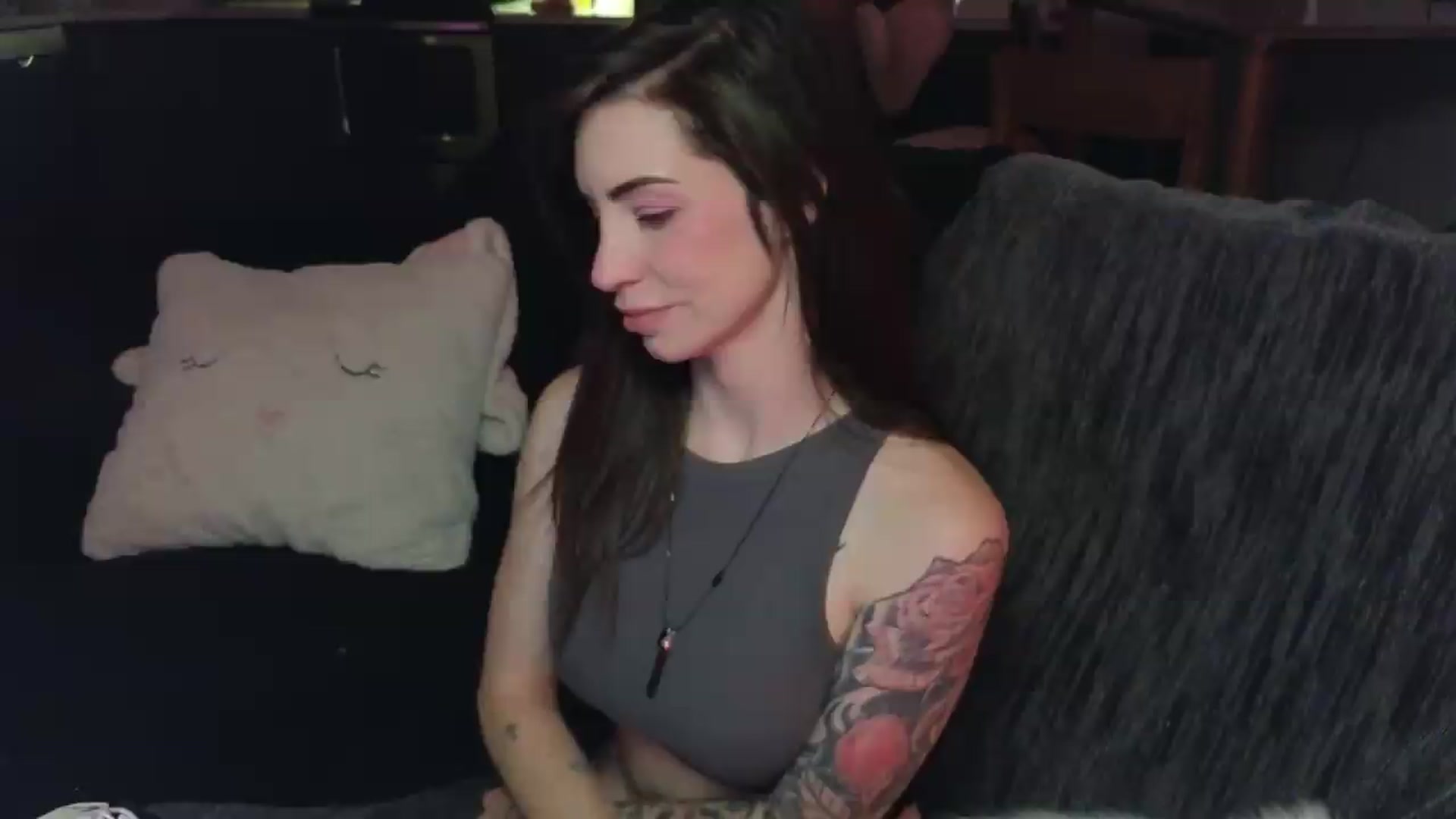 Gallery image thumbnail from ShowMeKitties's myfreecams stream on, 09/02/2026, 07:14 image 9 of 20