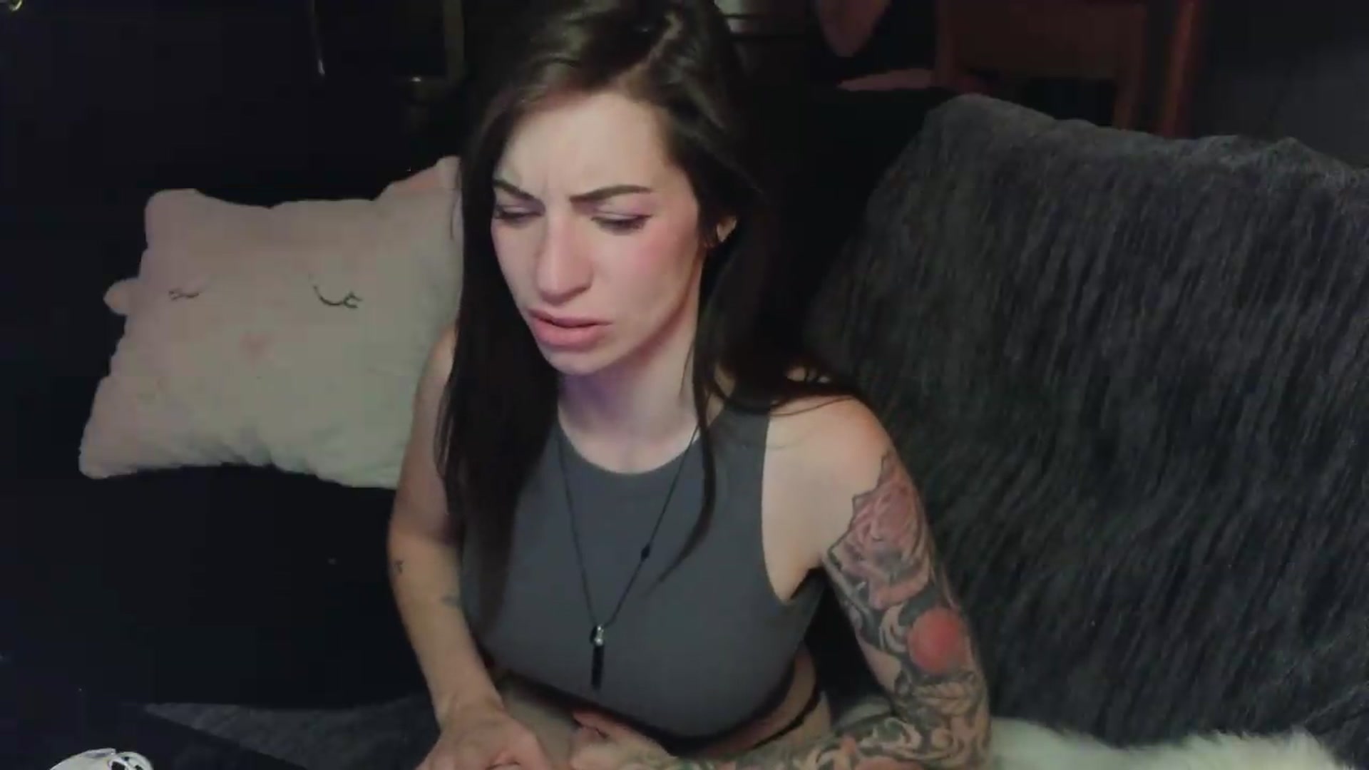 Gallery image thumbnail from ShowMeKitties's myfreecams stream on, 09/02/2026, 07:14 image 18 of 20