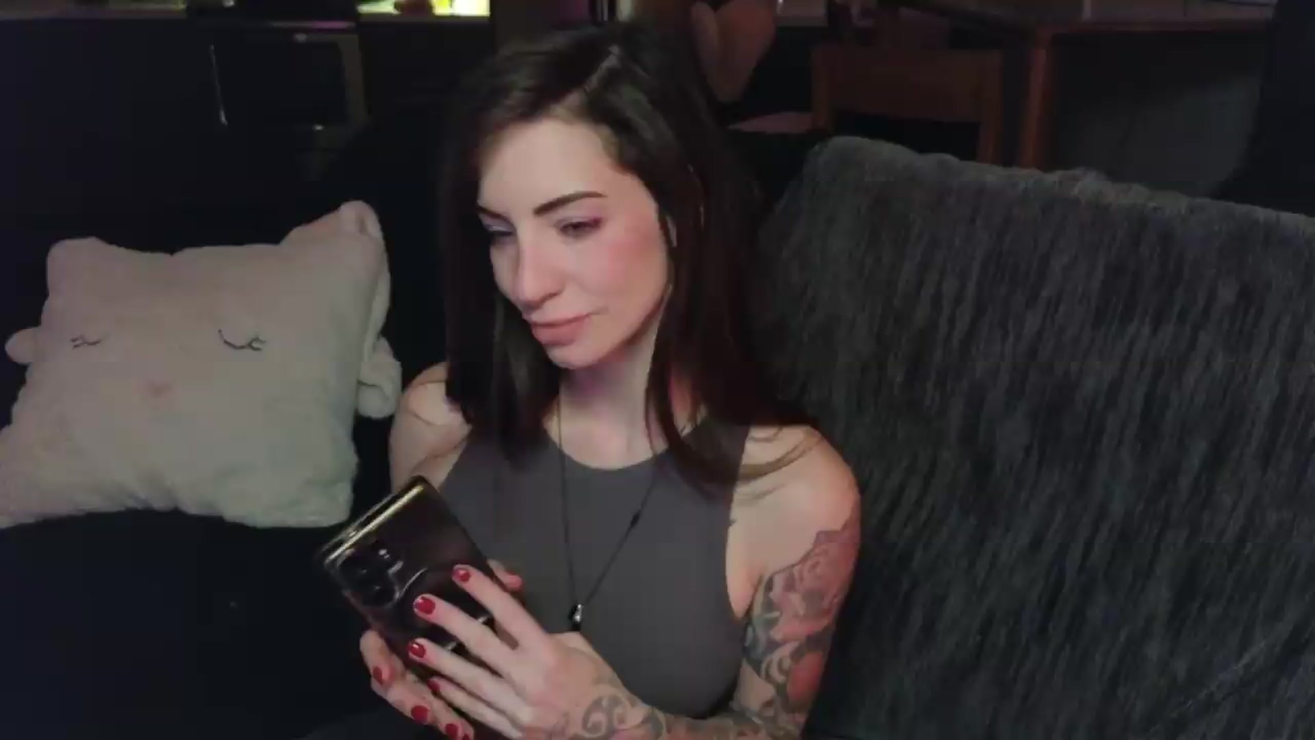 Gallery image thumbnail from ShowMeKitties's myfreecams stream on, 09/02/2026, 07:14 image 7 of 20