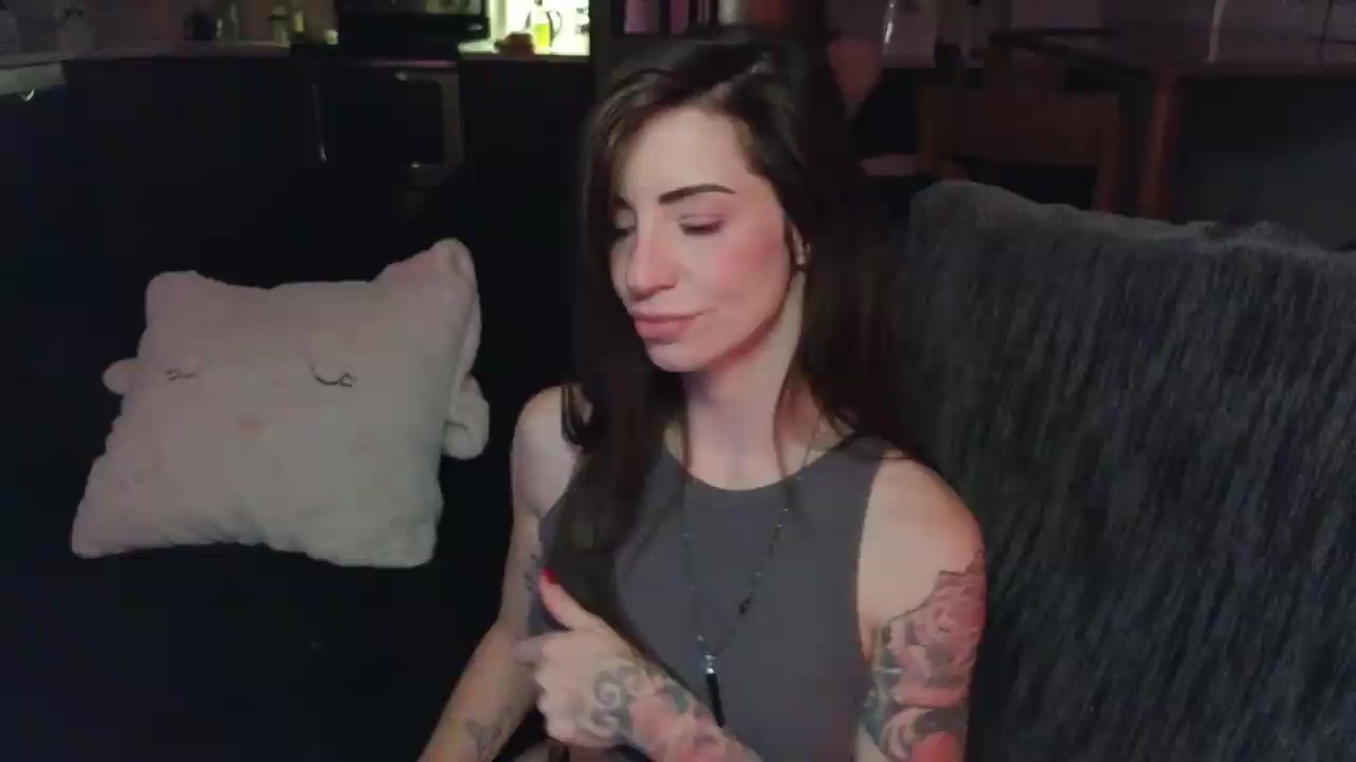 Gallery image thumbnail from ShowMeKitties's myfreecams stream on, 09/02/2026, 07:14 image 10 of 20