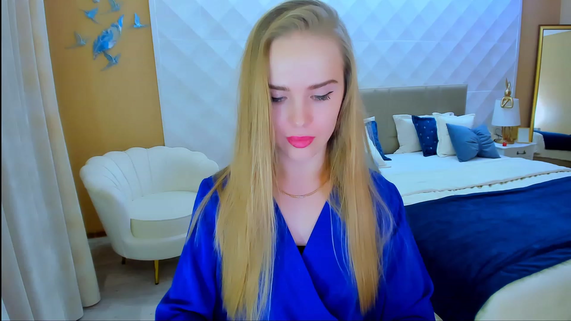 Gallery image thumbnail from ShowMeTheWay's myfreecams stream on, 12/02/2023, 12:28 image 17 of 20
