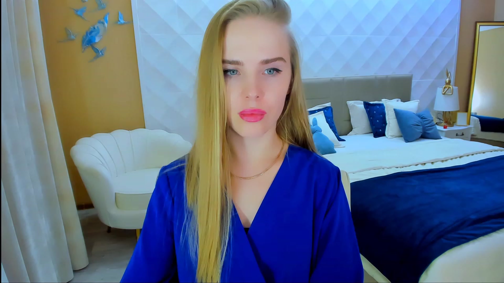 Gallery image thumbnail from ShowMeTheWay's myfreecams stream on, 12/02/2023, 13:27 image 17 of 20