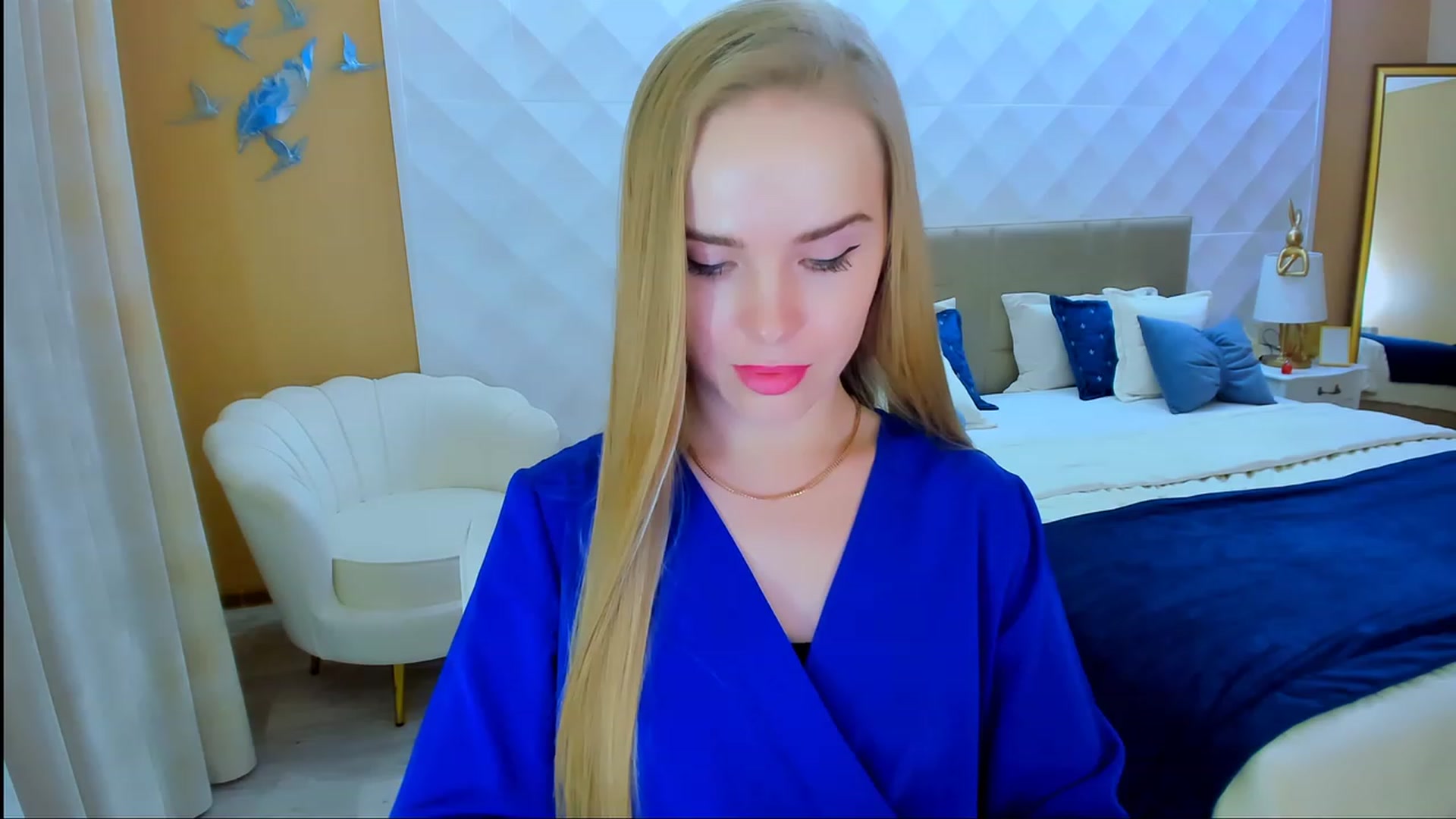 Gallery image thumbnail from ShowMeTheWay's myfreecams stream on, 12/02/2023, 15:48 image 12 of 20