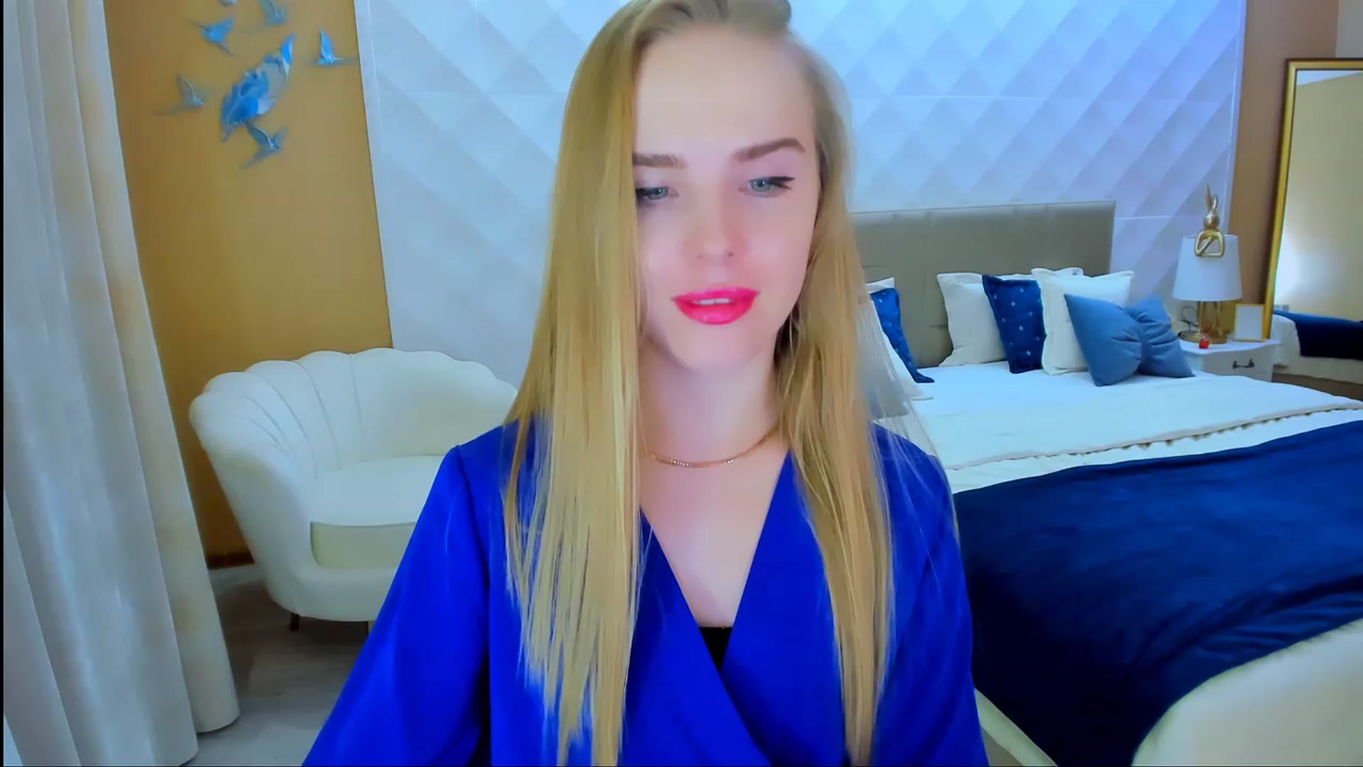 Gallery image thumbnail from ShowMeTheWay's myfreecams stream on, 12/02/2023, 17:25 image 9 of 20