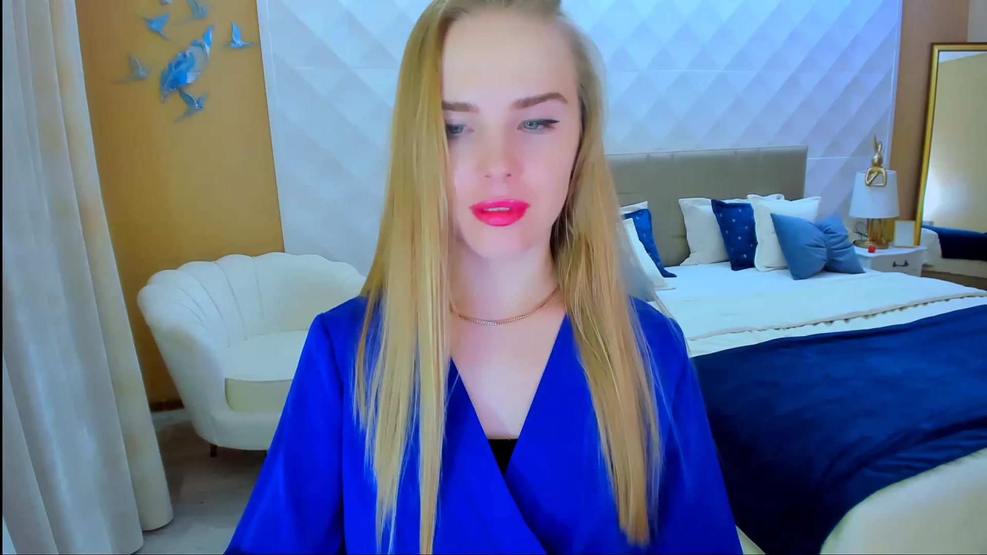 Gallery image thumbnail from ShowMeTheWay's myfreecams stream on, 12/02/2023, 17:25 image 6 of 20