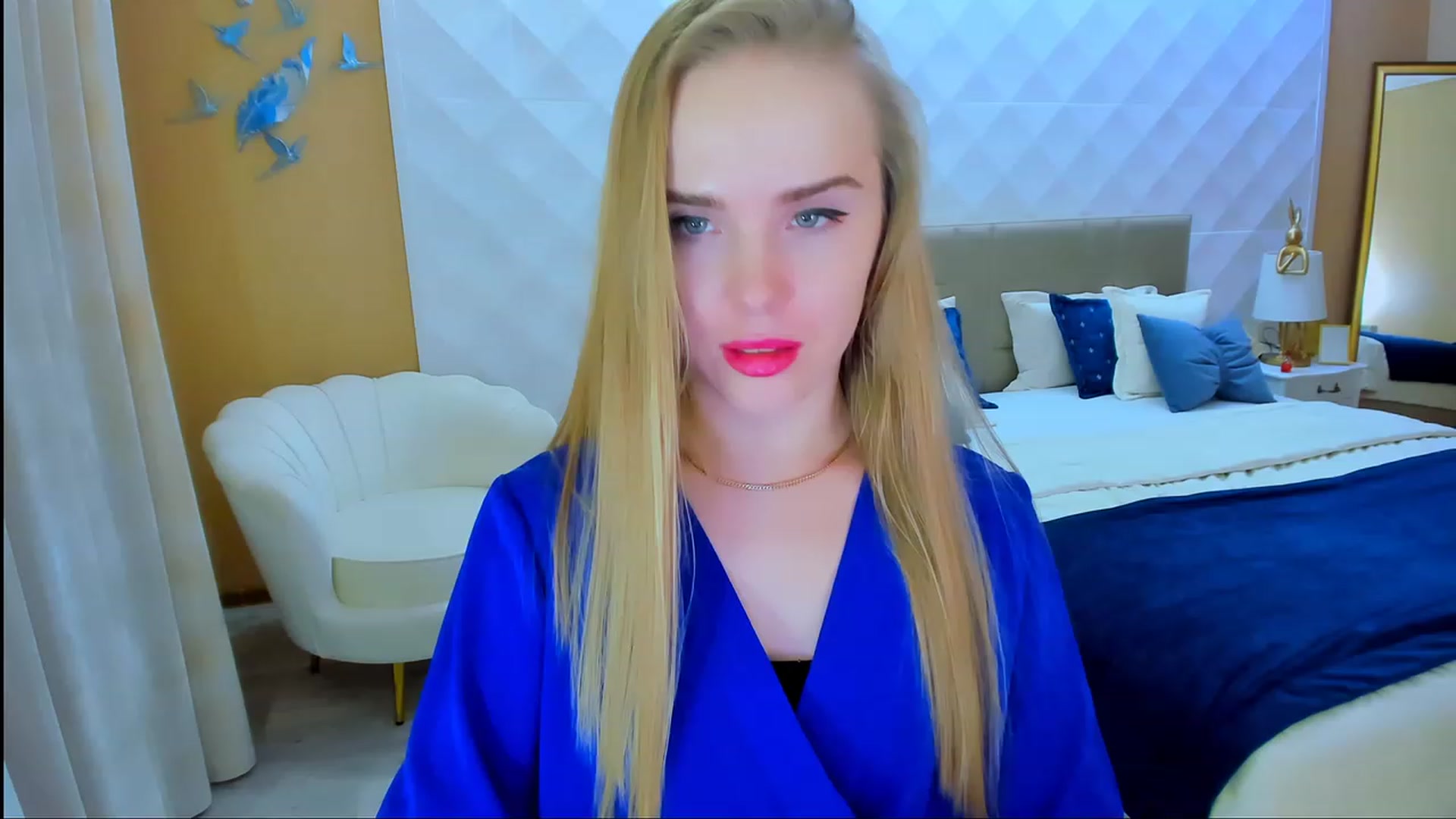 Gallery image thumbnail from ShowMeTheWay's myfreecams stream on, 12/02/2023, 17:25 image 8 of 20