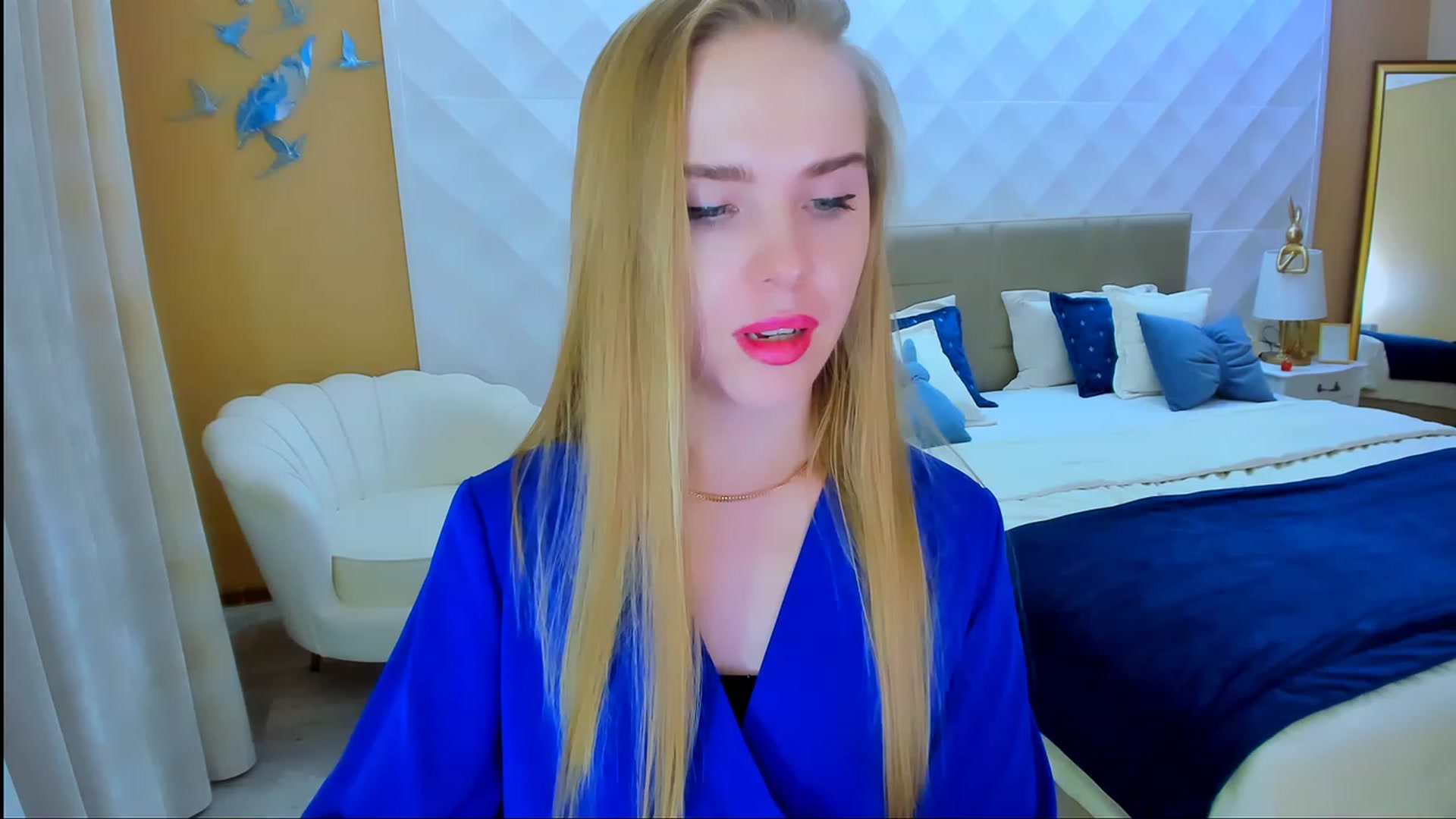 Gallery image thumbnail from ShowMeTheWay's myfreecams stream on, 12/02/2023, 17:25 image 19 of 20