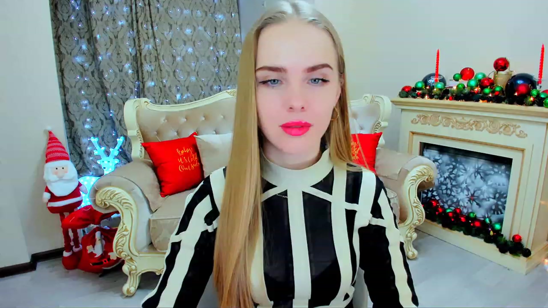 Gallery image thumbnail from ShowMeTheWay's myfreecams stream on, 12/07/2023, 13:38 image 1 of 20