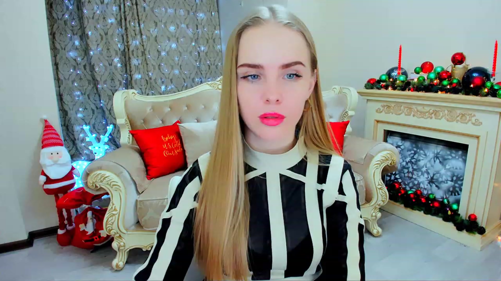 Gallery image thumbnail from ShowMeTheWay's myfreecams stream on, 12/07/2023, 13:38 image 11 of 20