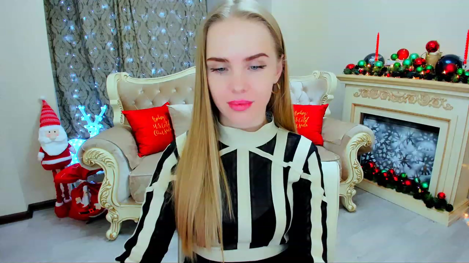 Gallery image thumbnail from ShowMeTheWay's myfreecams stream on, 12/07/2023, 14:27 image 14 of 20