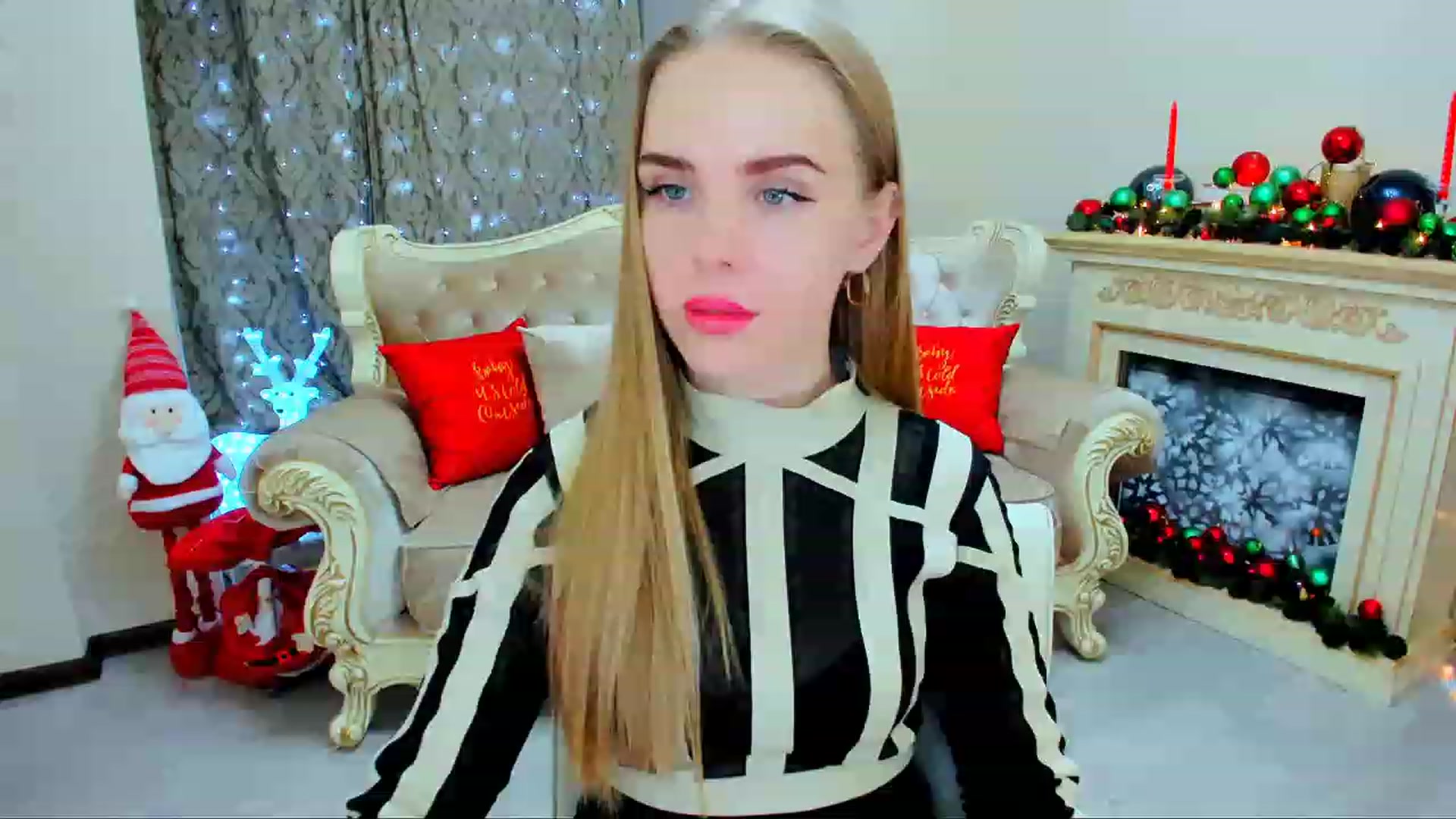 Gallery image thumbnail from ShowMeTheWay's myfreecams stream on, 12/07/2023, 14:27 image 13 of 20