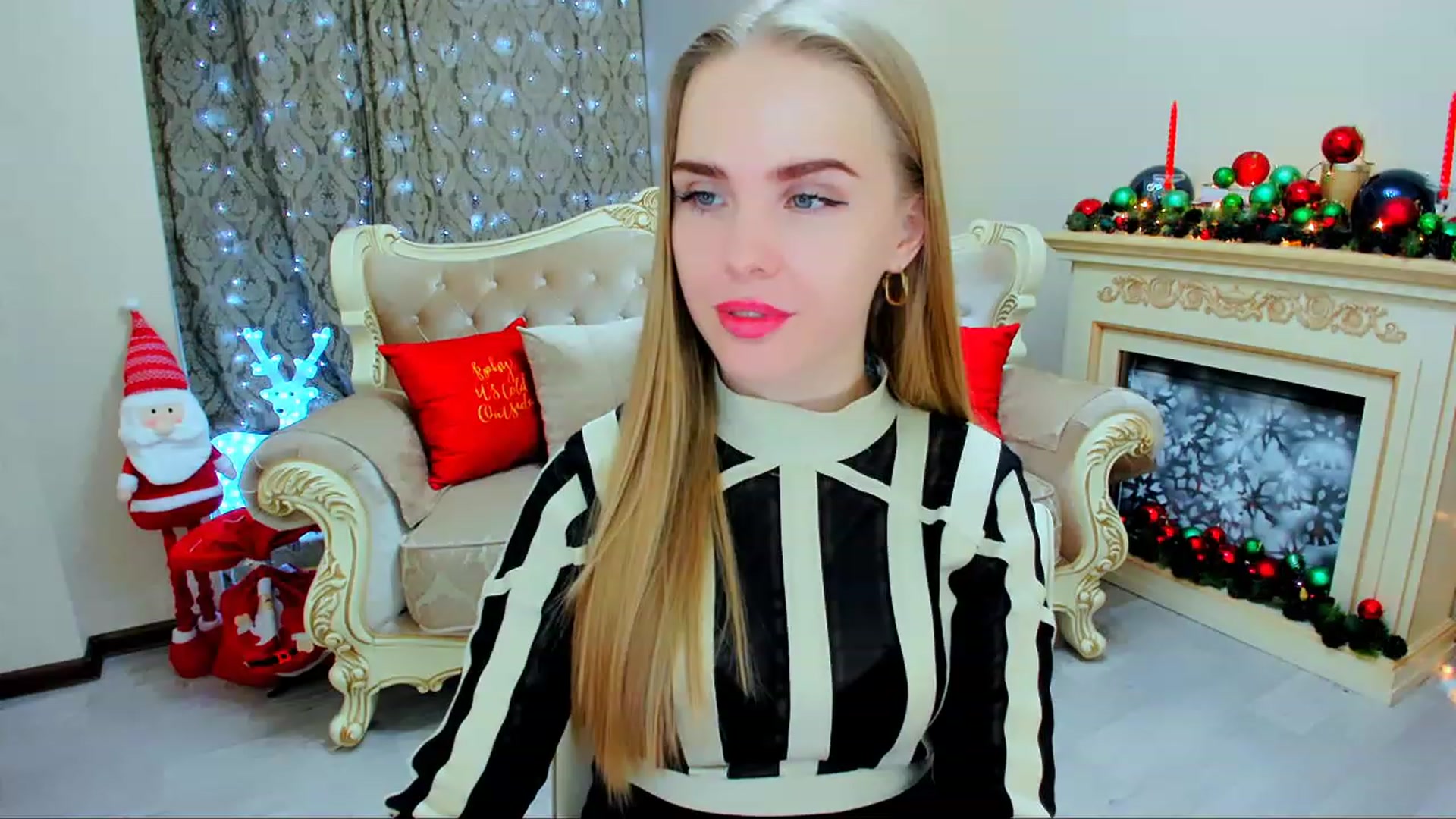 Gallery image thumbnail from ShowMeTheWay's myfreecams stream on, 12/07/2023, 14:27 image 5 of 20