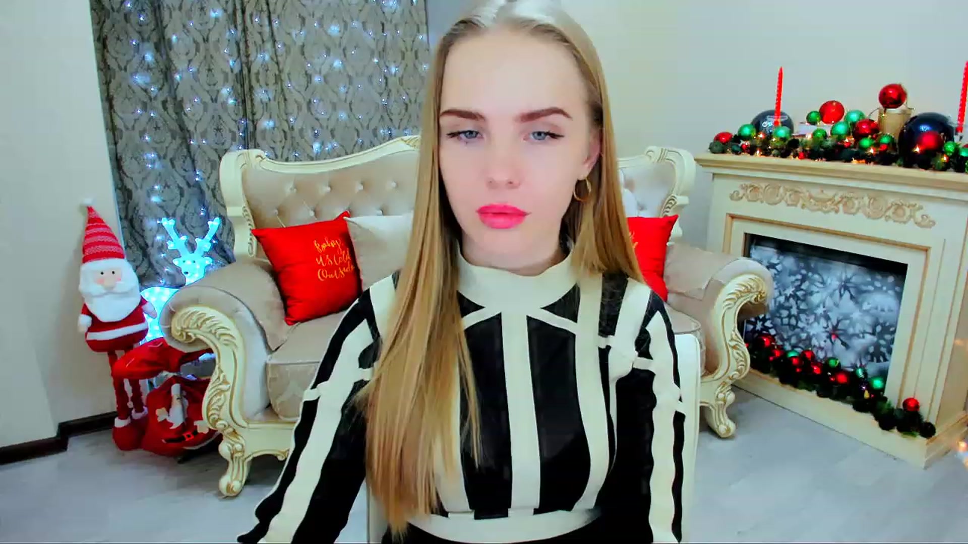 Gallery image thumbnail from ShowMeTheWay's myfreecams stream on, 12/07/2023, 14:27 image 1 of 20