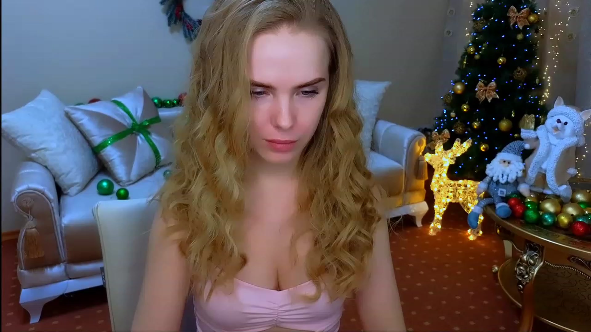 Gallery image thumbnail from ShowMeTheWay's myfreecams stream on, 12/10/2023, 11:53 image 2 of 20