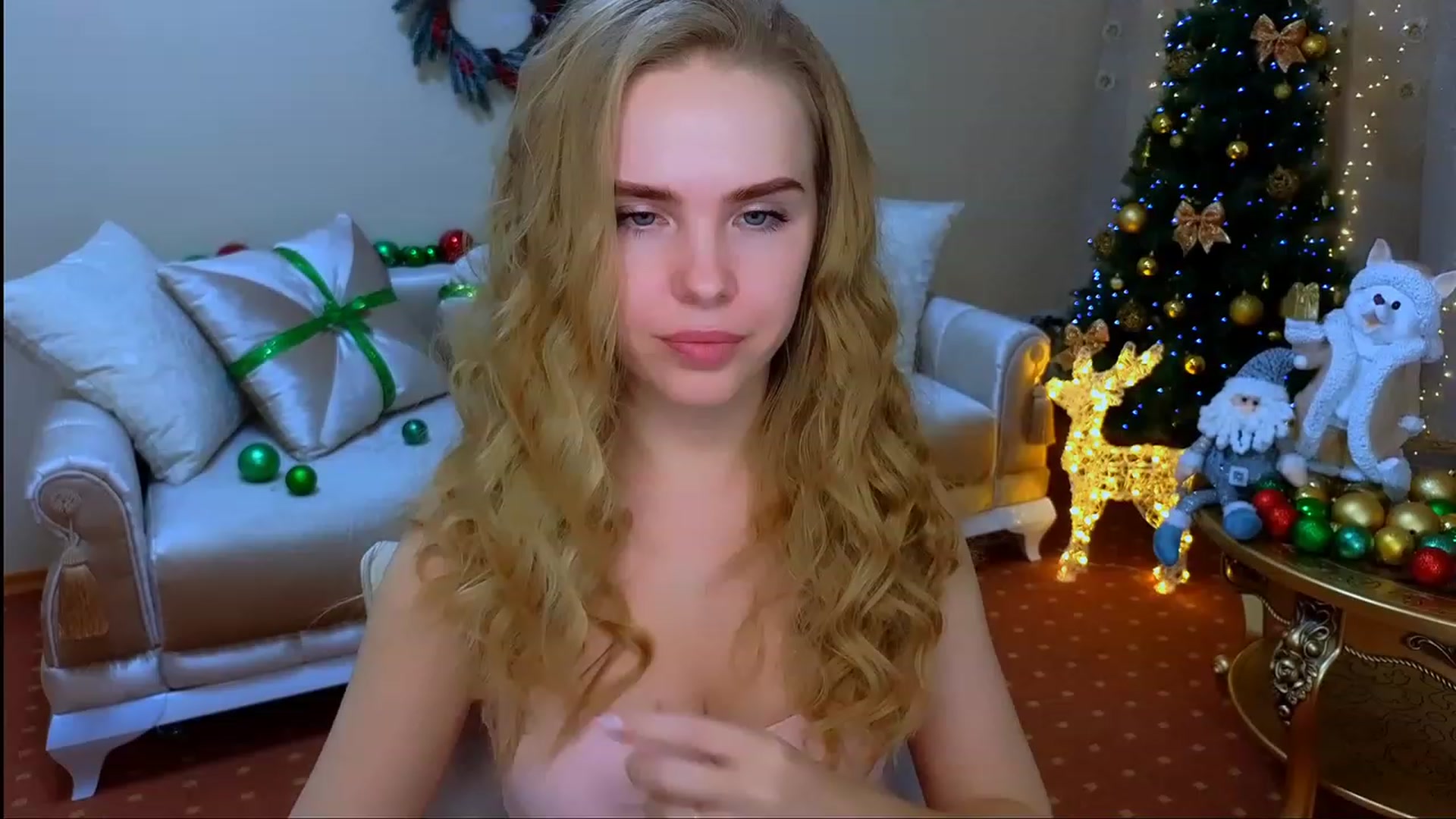 Gallery image thumbnail from ShowMeTheWay's myfreecams stream on, 12/10/2023, 11:53 image 9 of 20