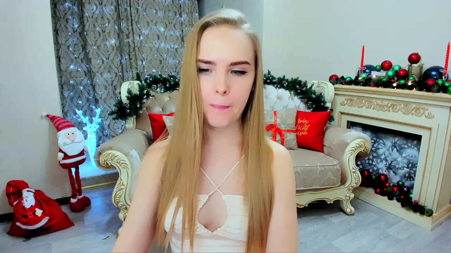 Gallery image thumbnail from ShowMeTheWay's myfreecams stream on, 12/14/2023, 12:45 image 15 of 20