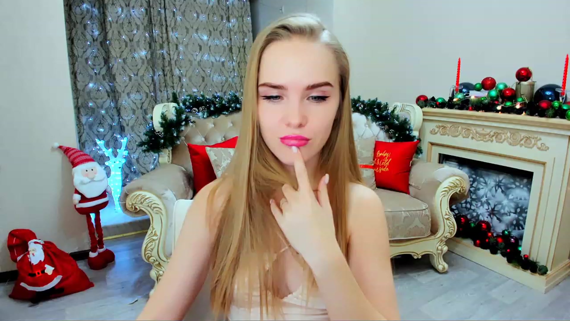 Gallery image thumbnail from ShowMeTheWay's myfreecams stream on, 12/14/2023, 13:57 image 19 of 20
