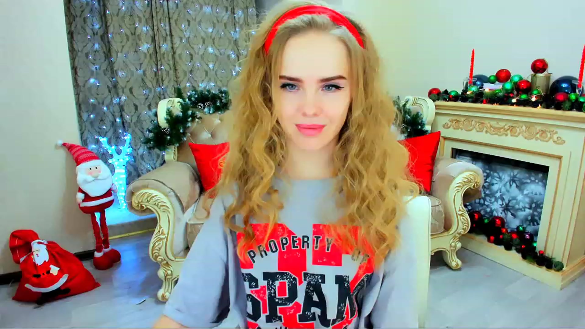 Gallery image thumbnail from ShowMeTheWay's myfreecams stream on, 12/15/2023, 12:32 image 15 of 20