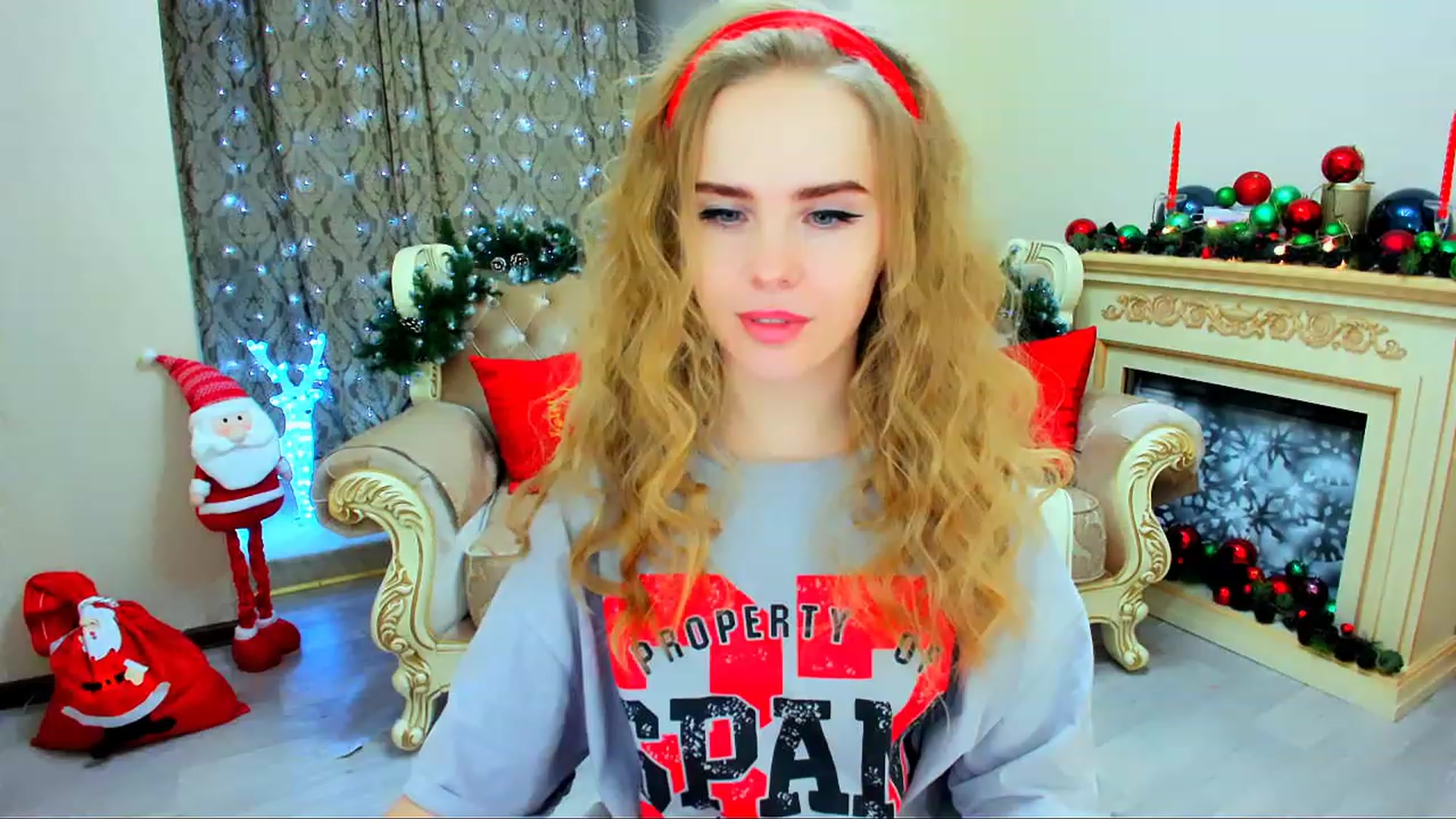 Gallery image thumbnail from ShowMeTheWay's myfreecams stream on, 12/15/2023, 12:32 image 13 of 20