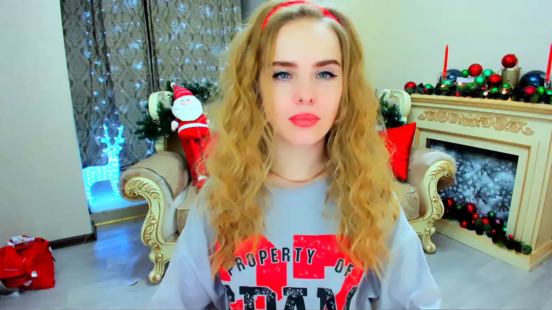Gallery image thumbnail from ShowMeTheWay's myfreecams stream on, 12/15/2023, 13:55 image 9 of 20