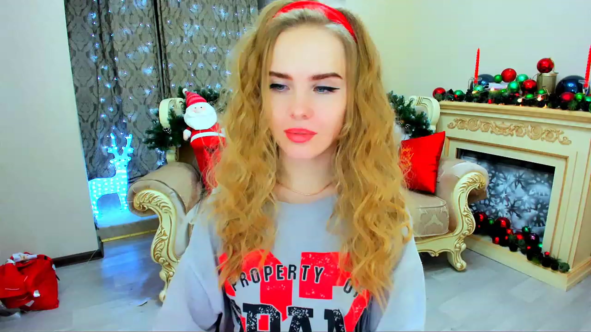 Gallery image thumbnail from ShowMeTheWay's myfreecams stream on, 12/15/2023, 13:55 image 13 of 20