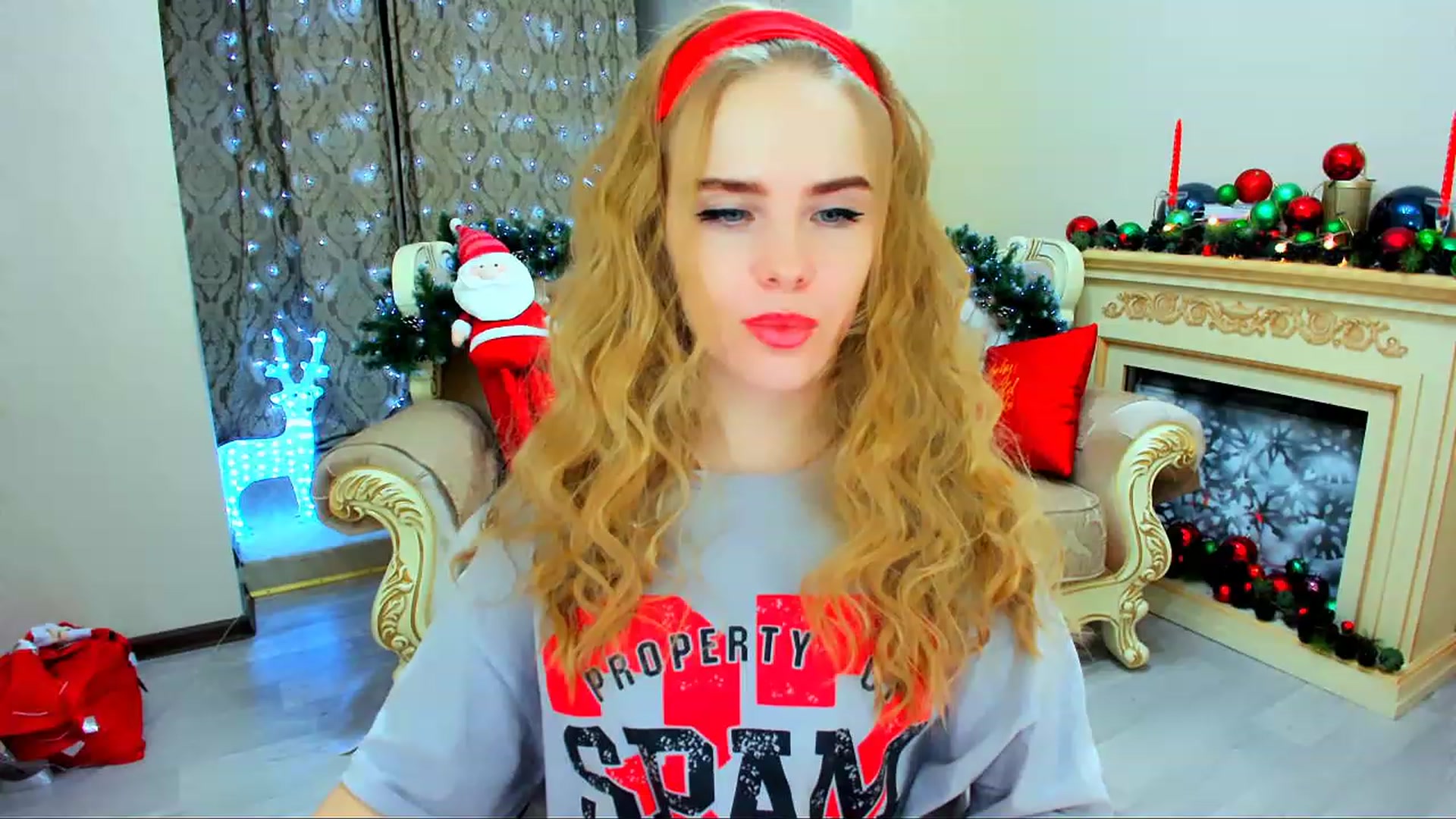 Gallery image thumbnail from ShowMeTheWay's myfreecams stream on, 12/15/2023, 15:49 image 14 of 20