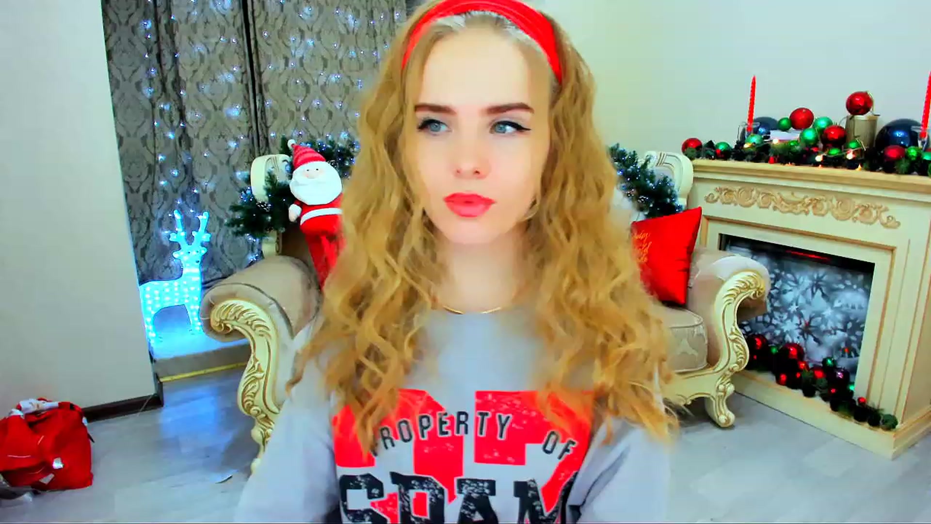 Gallery image thumbnail from ShowMeTheWay's myfreecams stream on, 12/15/2023, 15:49 image 3 of 20