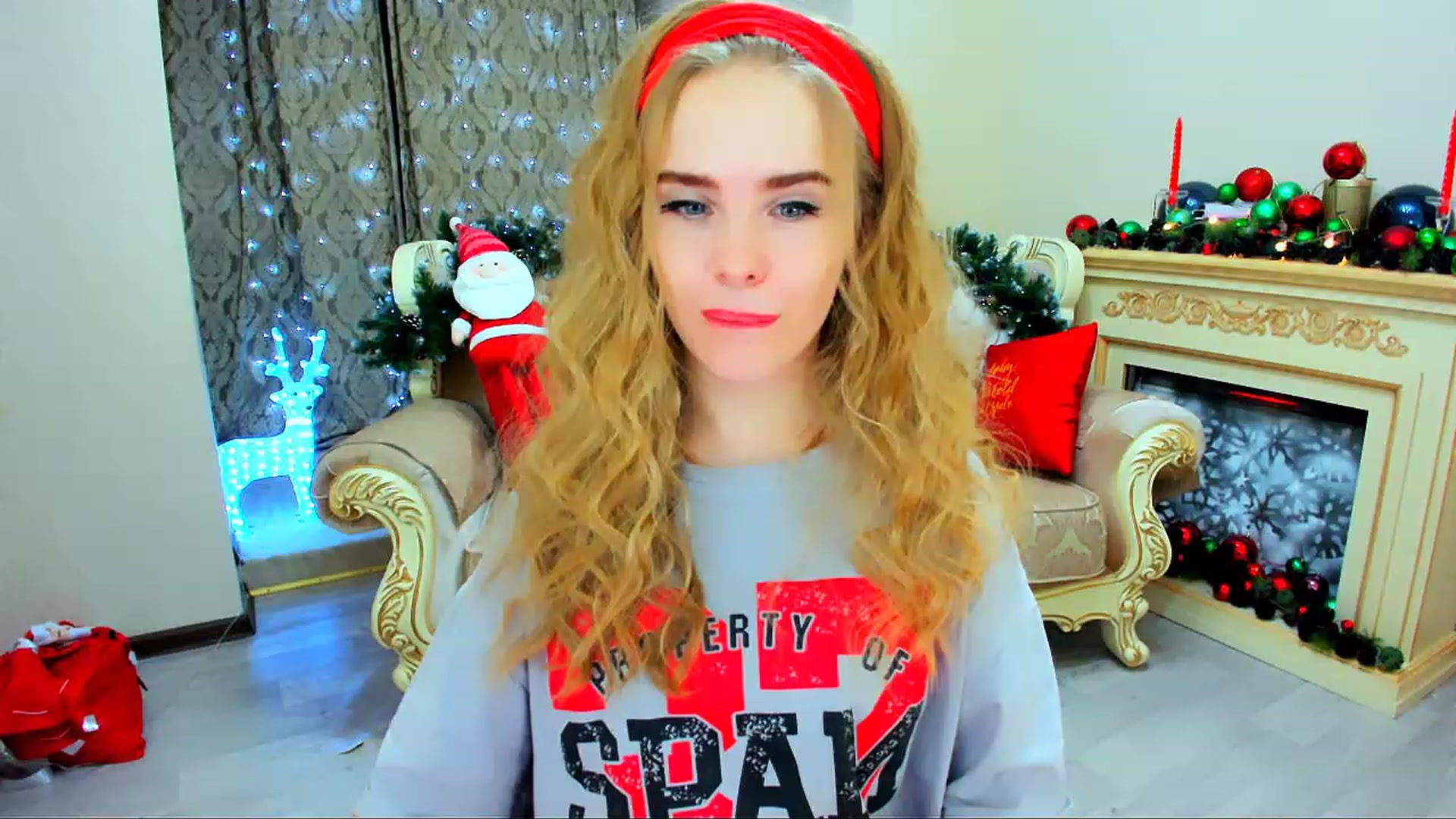 Gallery image thumbnail from ShowMeTheWay's myfreecams stream on, 12/15/2023, 17:23 image 15 of 20