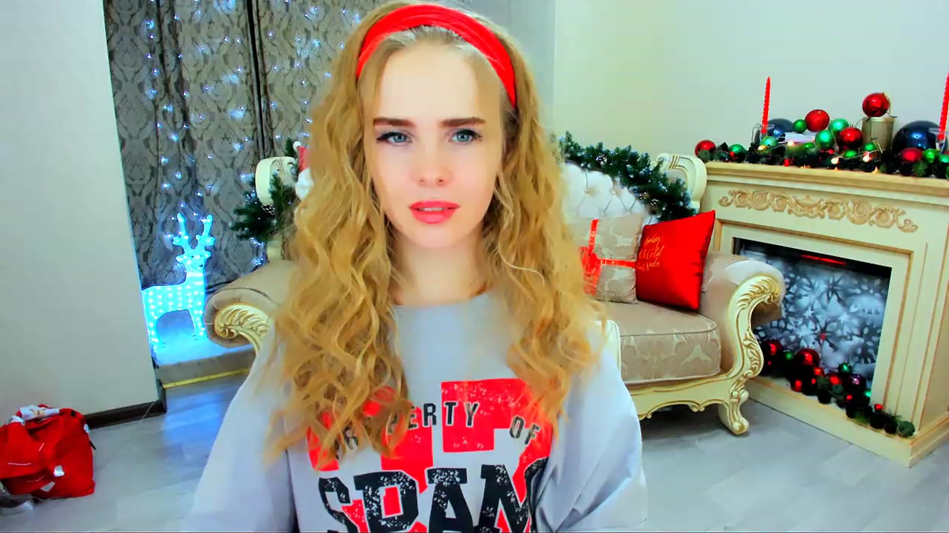 Gallery image thumbnail from ShowMeTheWay's myfreecams stream on, 12/15/2023, 17:23 image 6 of 20